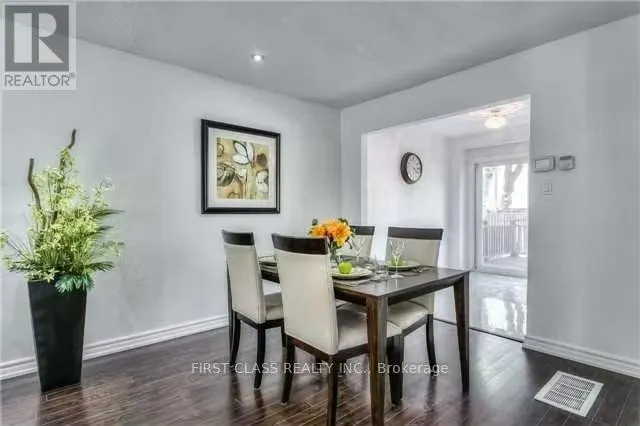 UPPER - 9 UPTON CRESCENT
