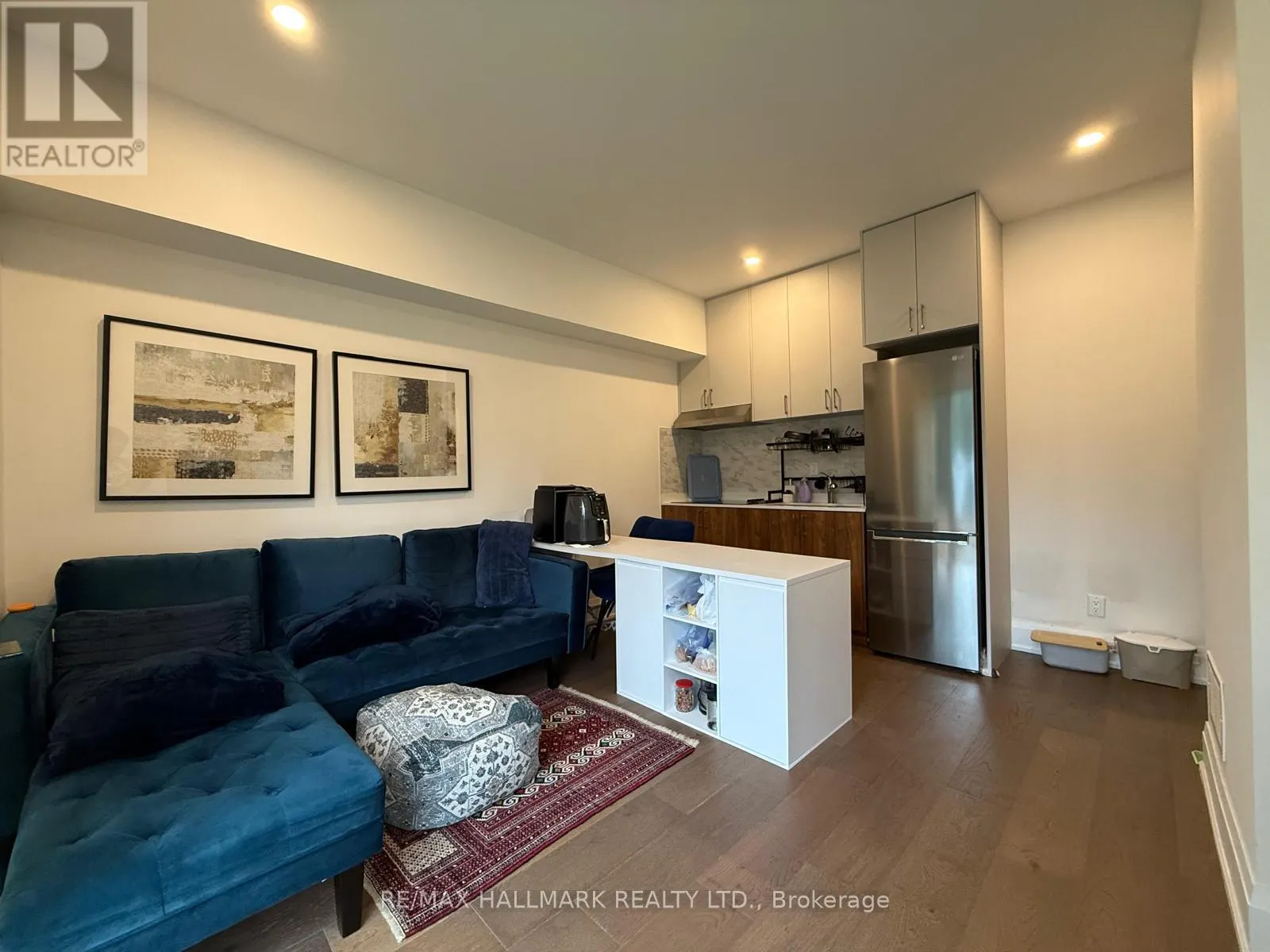 BASEMENT - 14 PERSICA STREET