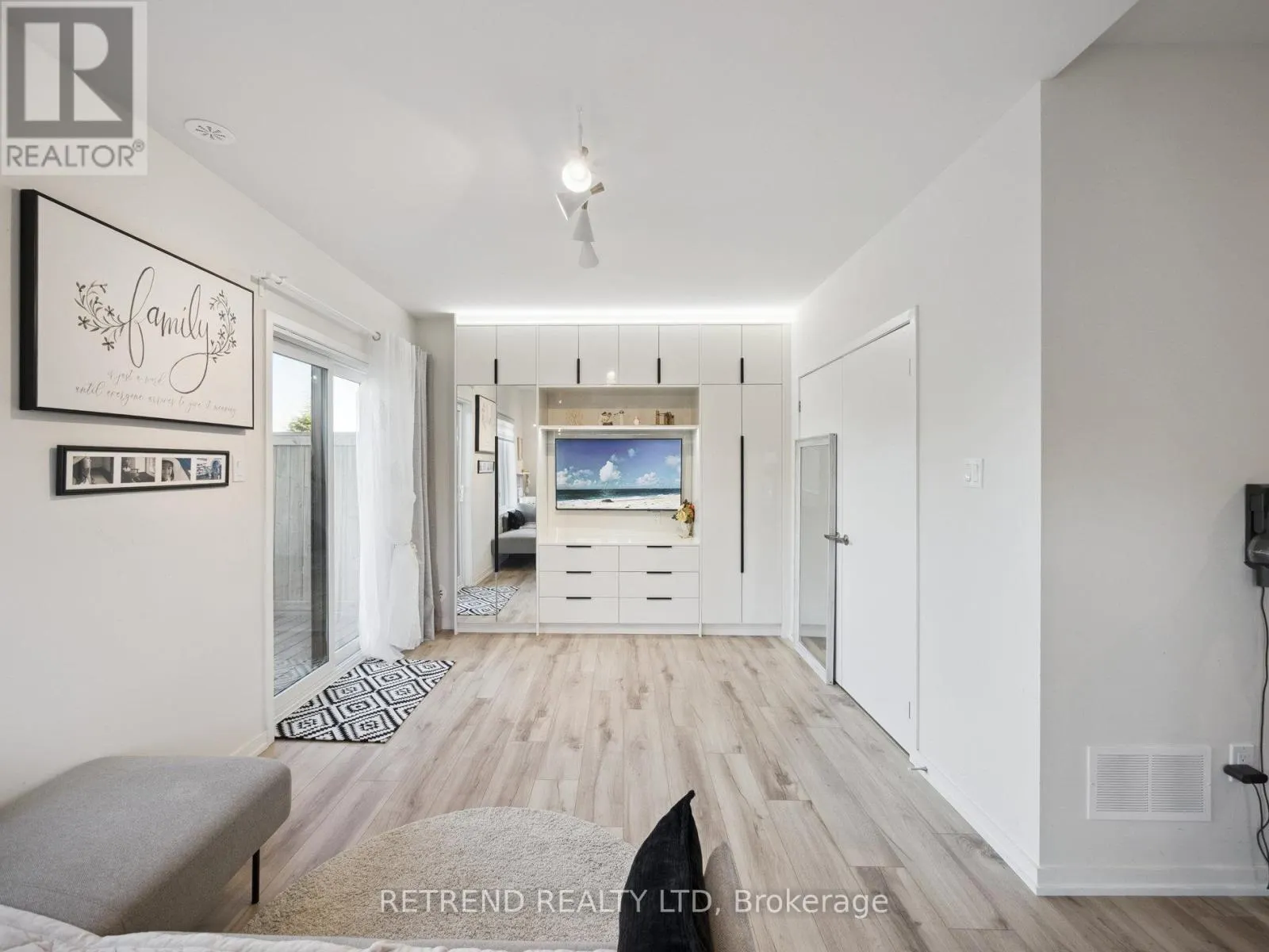 1 RATTENBURY ROAD