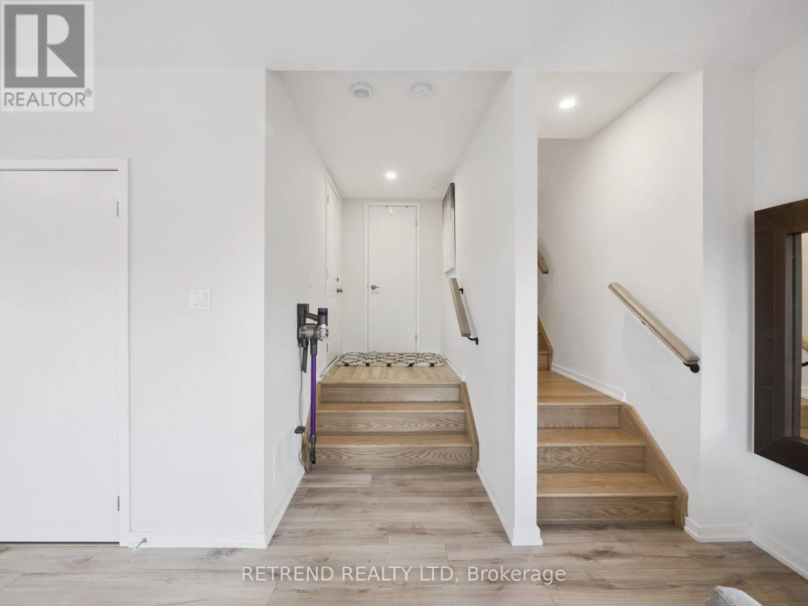 1 RATTENBURY ROAD