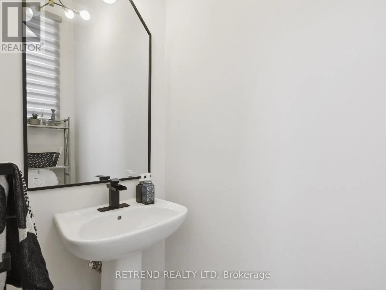 1 RATTENBURY ROAD