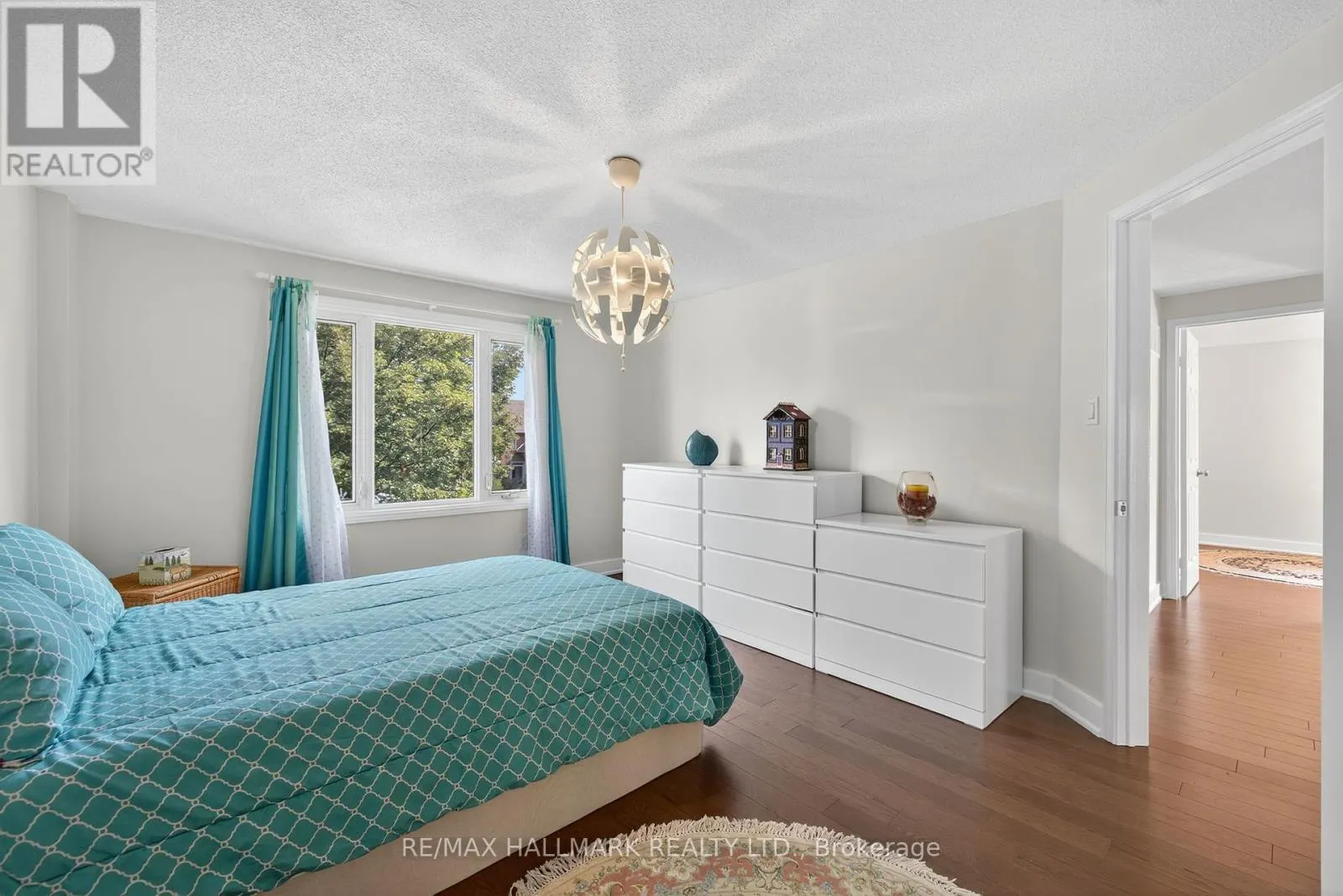 26 STACEY CRESCENT
