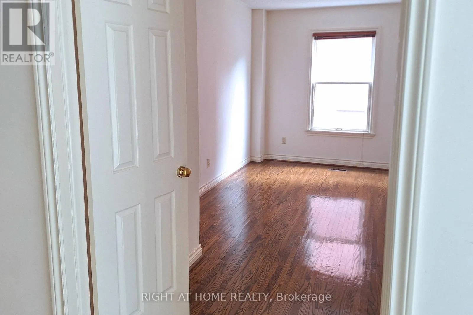 10 MILLSTONE COURT