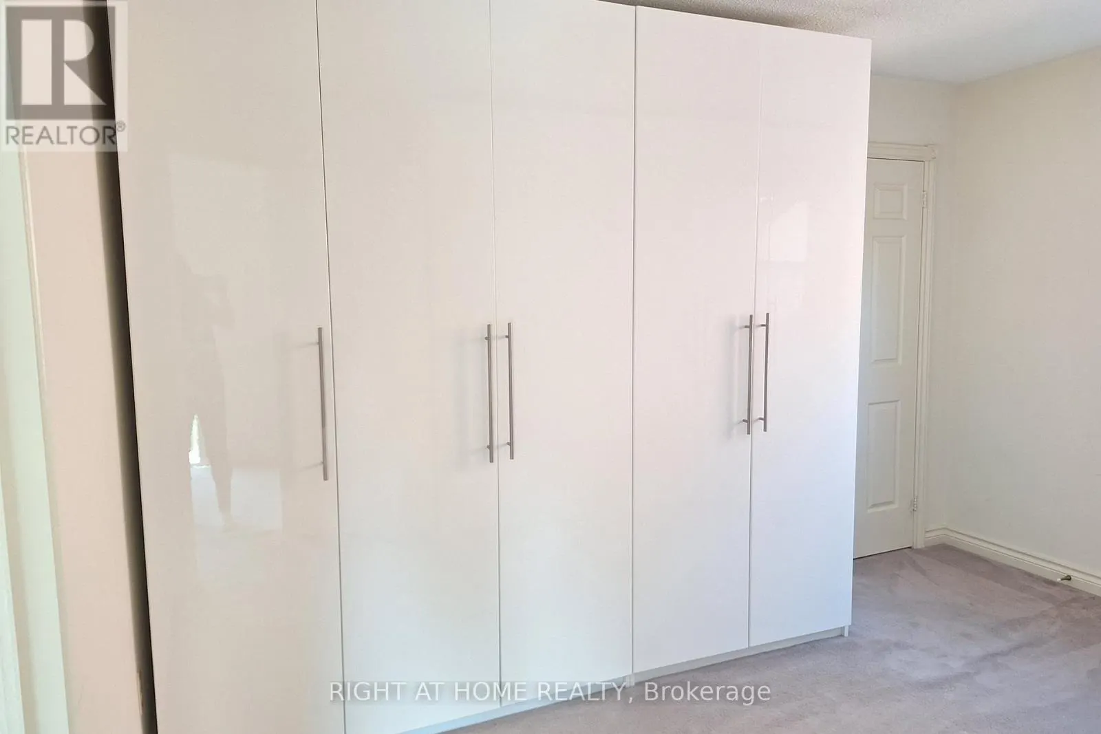 10 MILLSTONE COURT