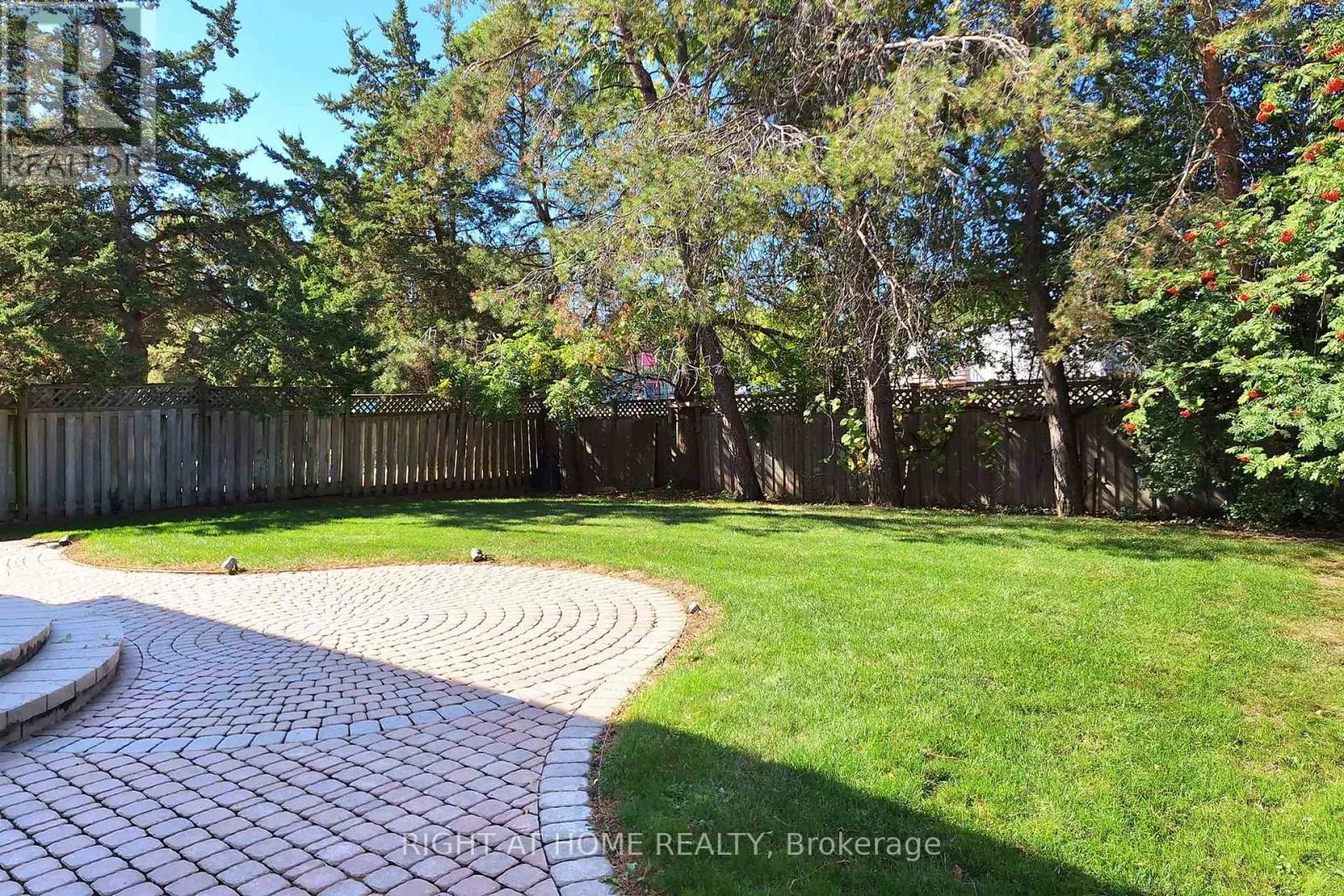 10 MILLSTONE COURT