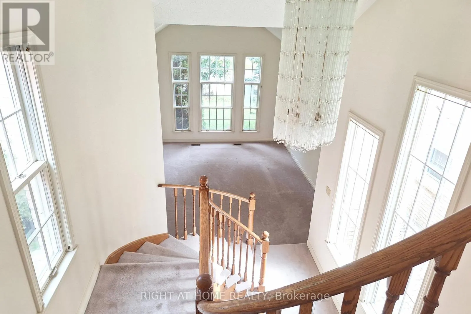 10 MILLSTONE COURT