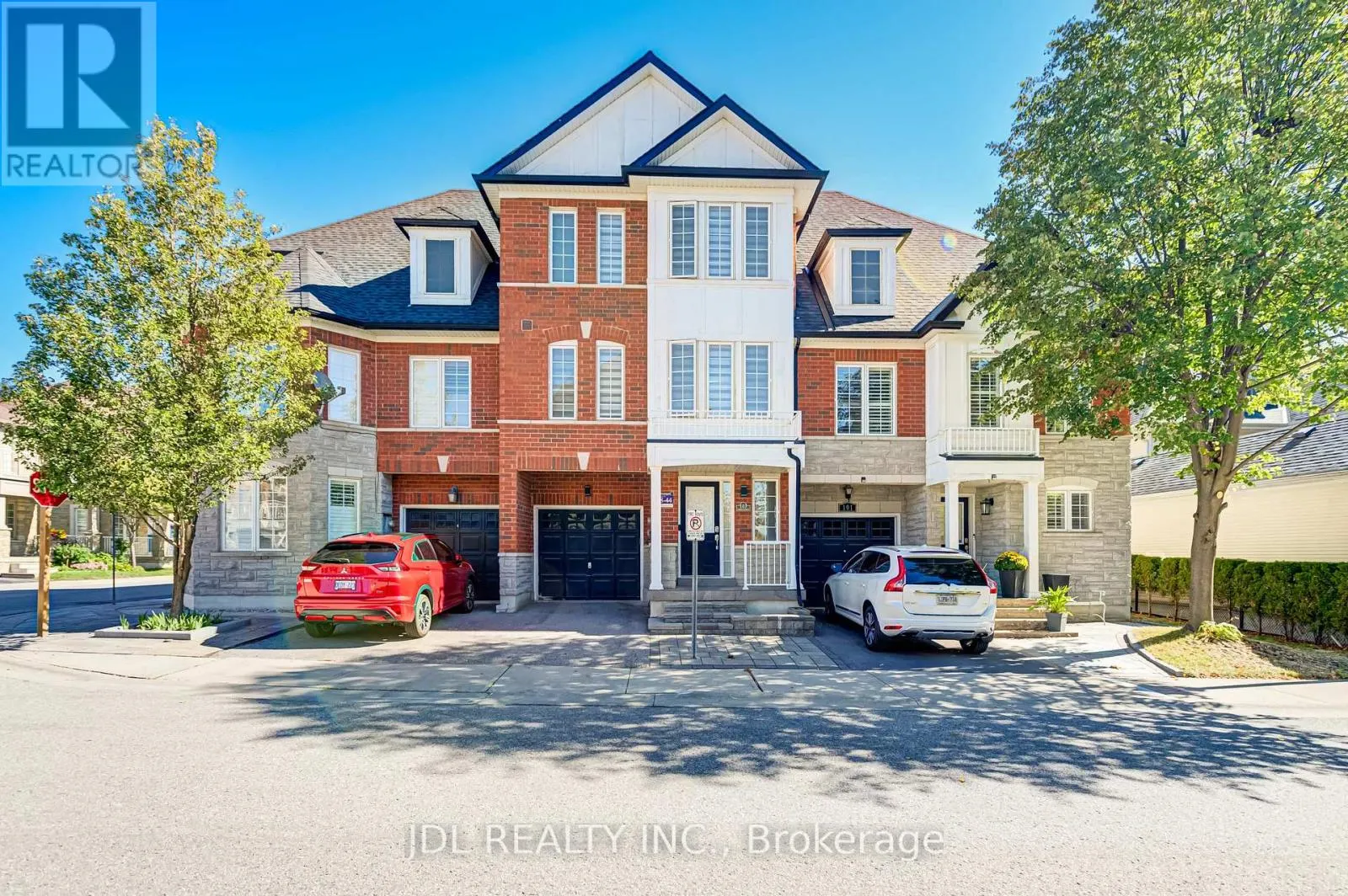 103 THOROUGHBRED WAY