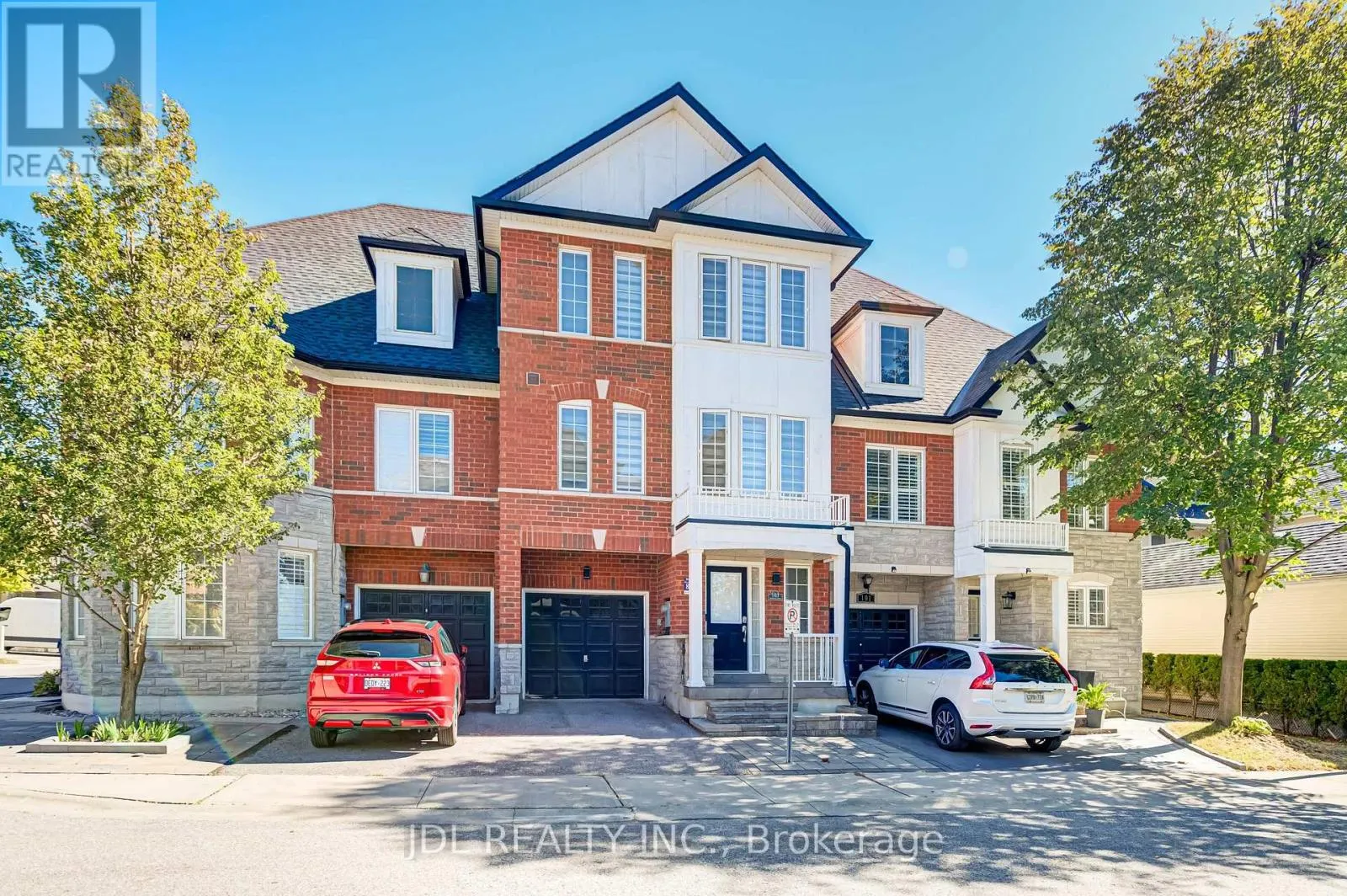 103 THOROUGHBRED WAY