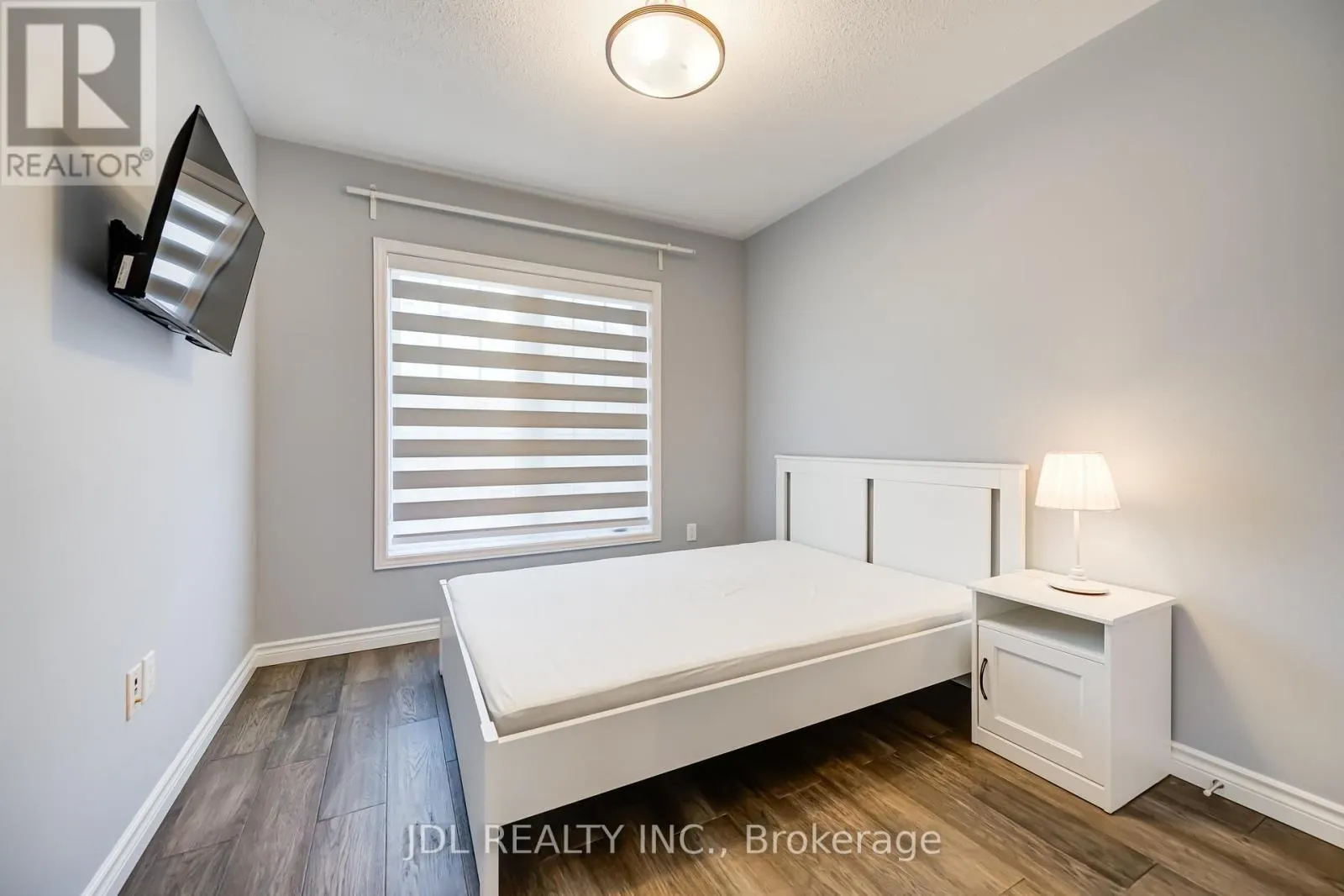 103 THOROUGHBRED WAY