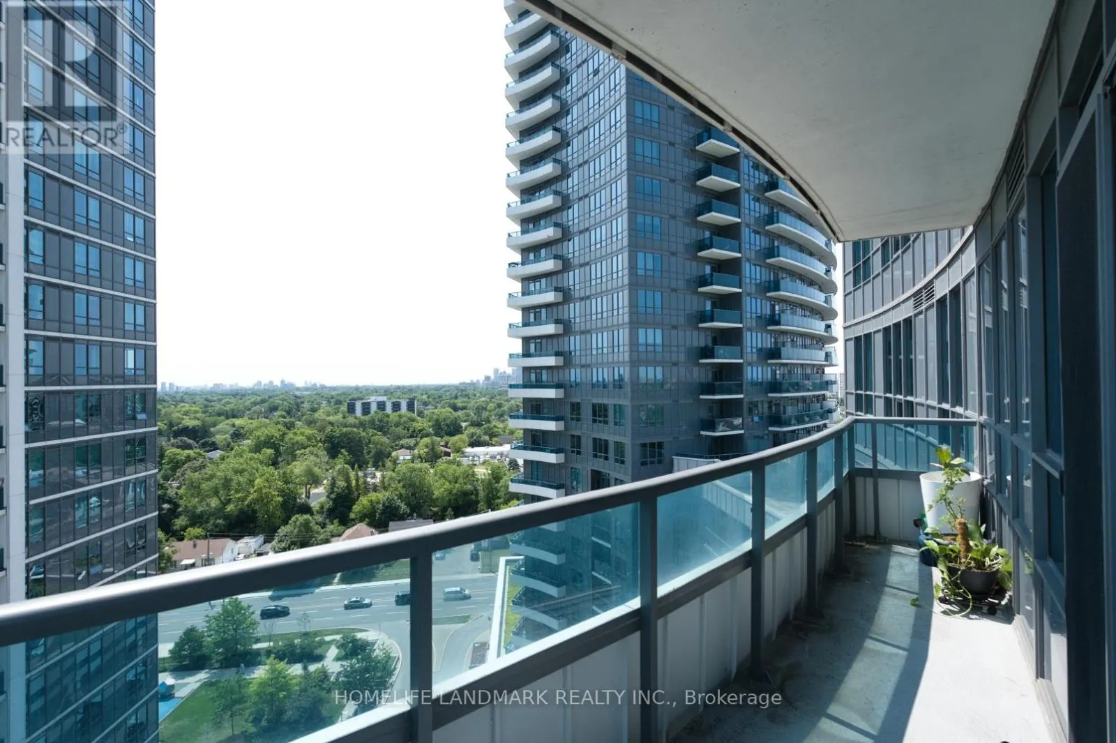 1201 - 7171 YONGE STREET