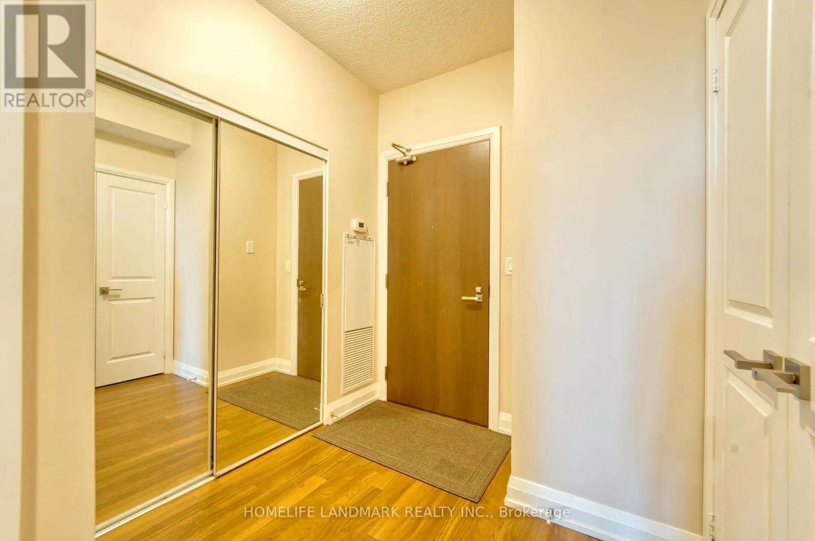 1201 - 7171 YONGE STREET