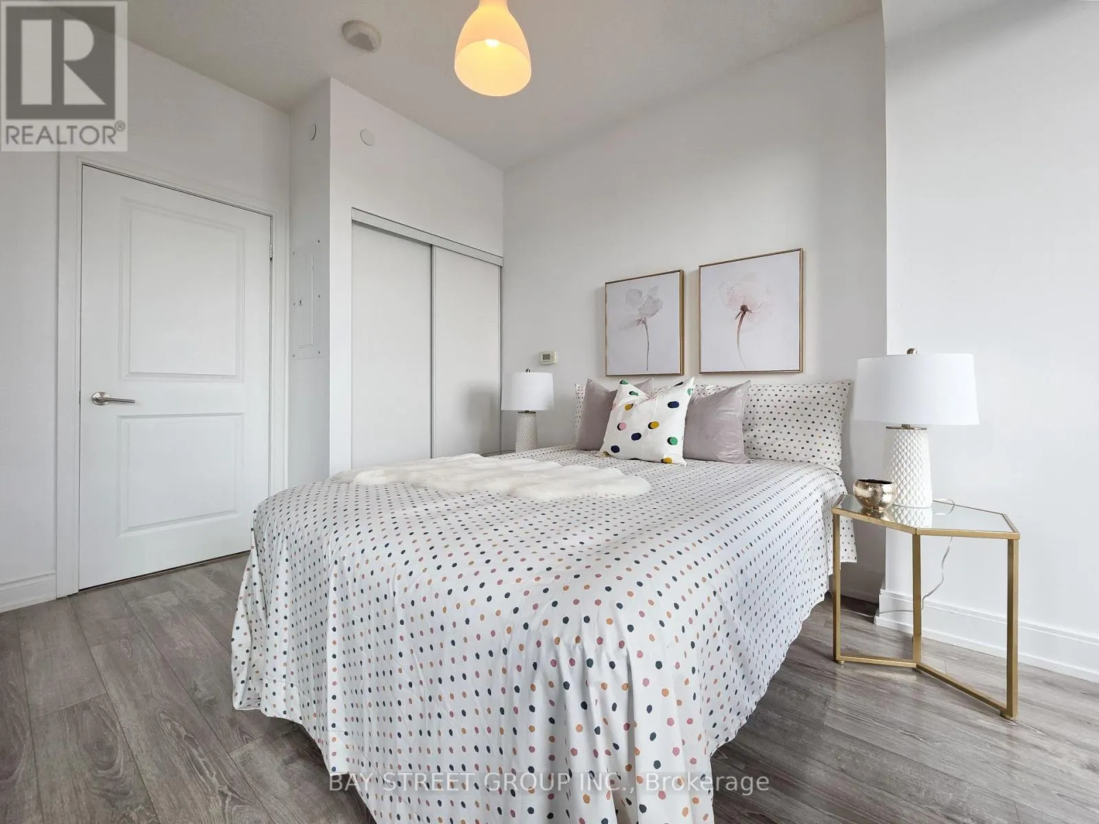 705B - 9608 YONGE STREET