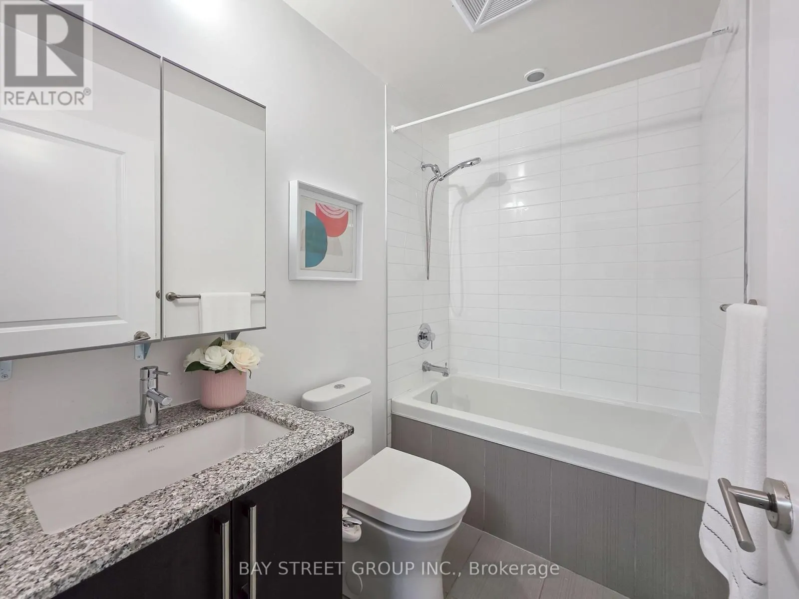 705B - 9608 YONGE STREET