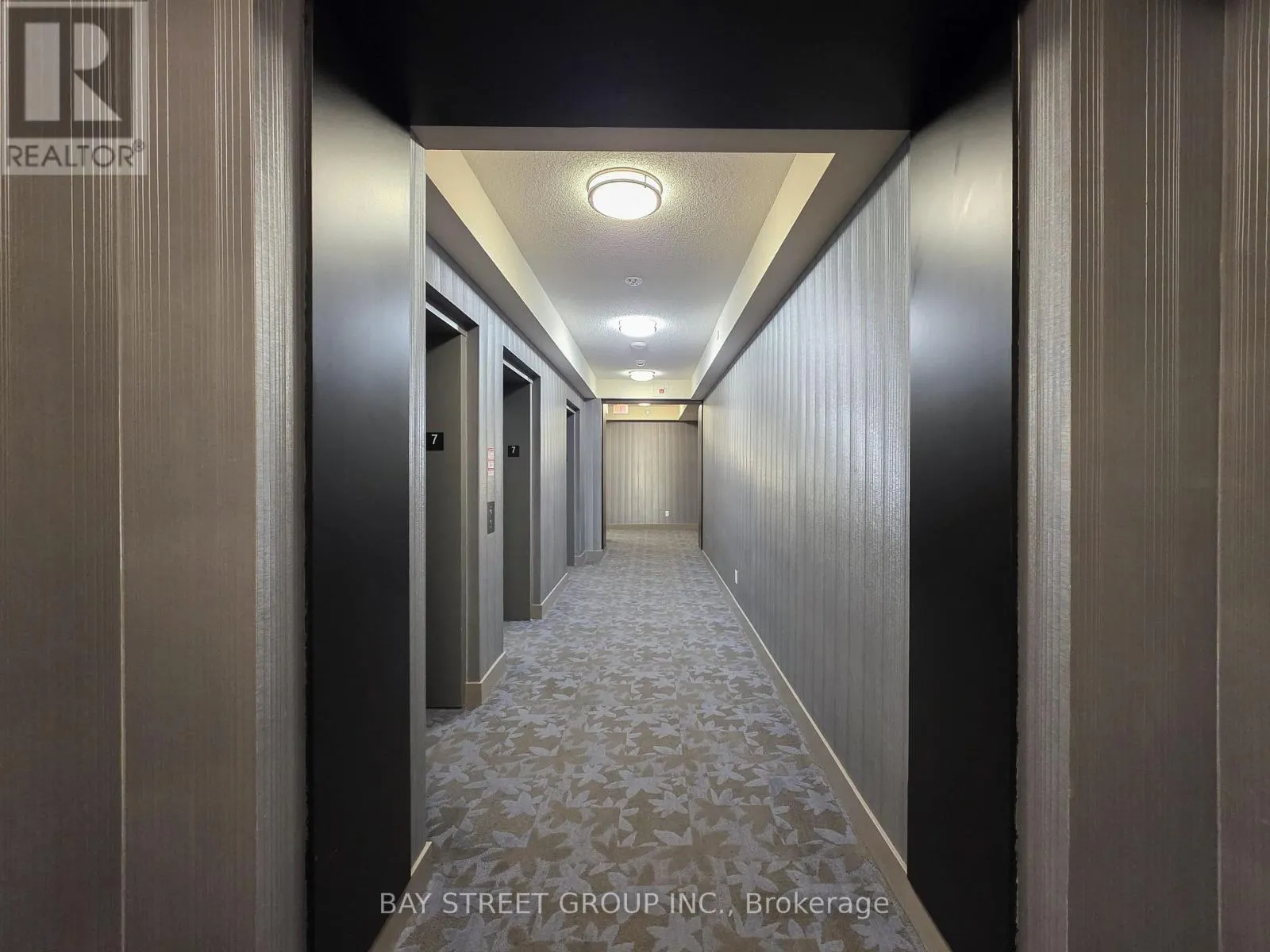 705B - 9608 YONGE STREET