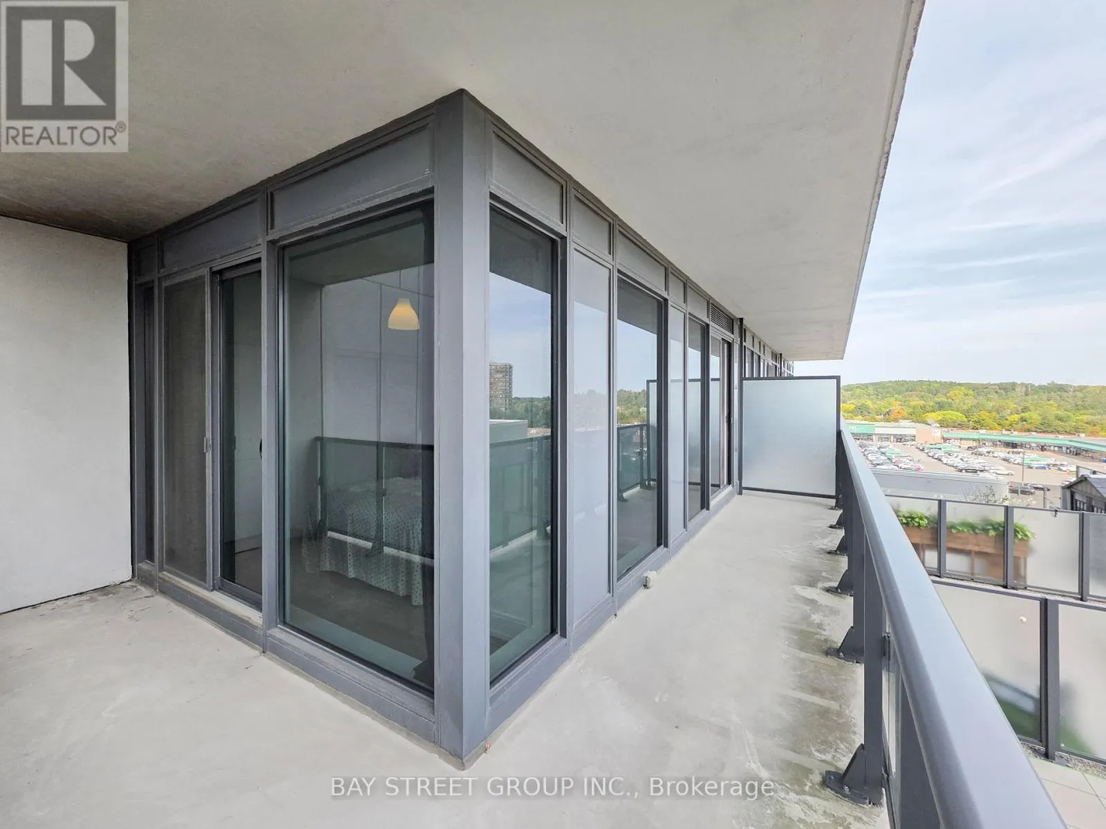705B - 9608 YONGE STREET