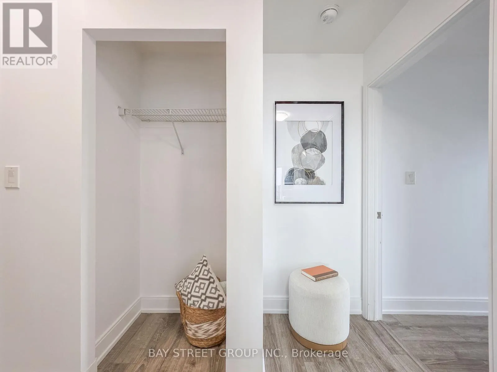 705B - 9608 YONGE STREET