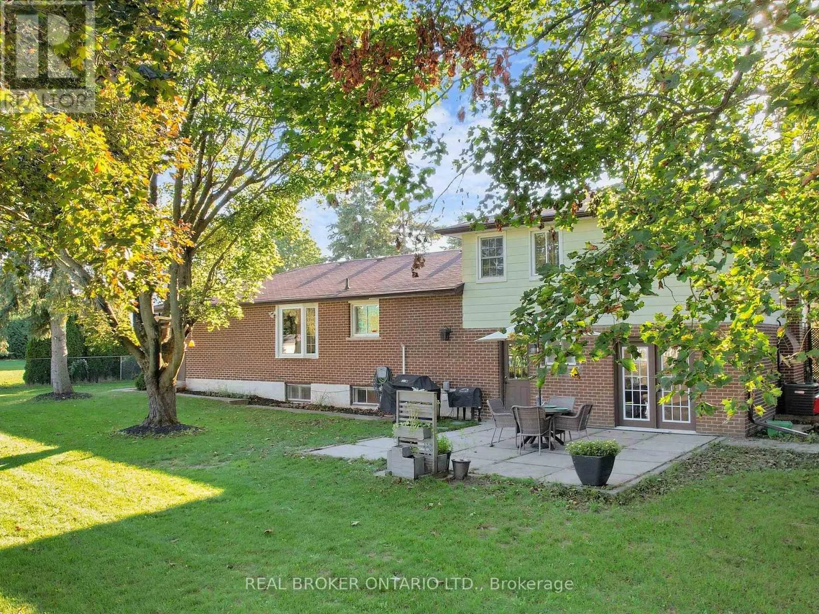 15 JASMINE CRESCENT