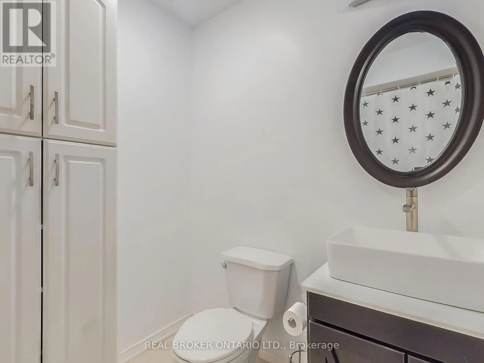 15 JASMINE CRESCENT