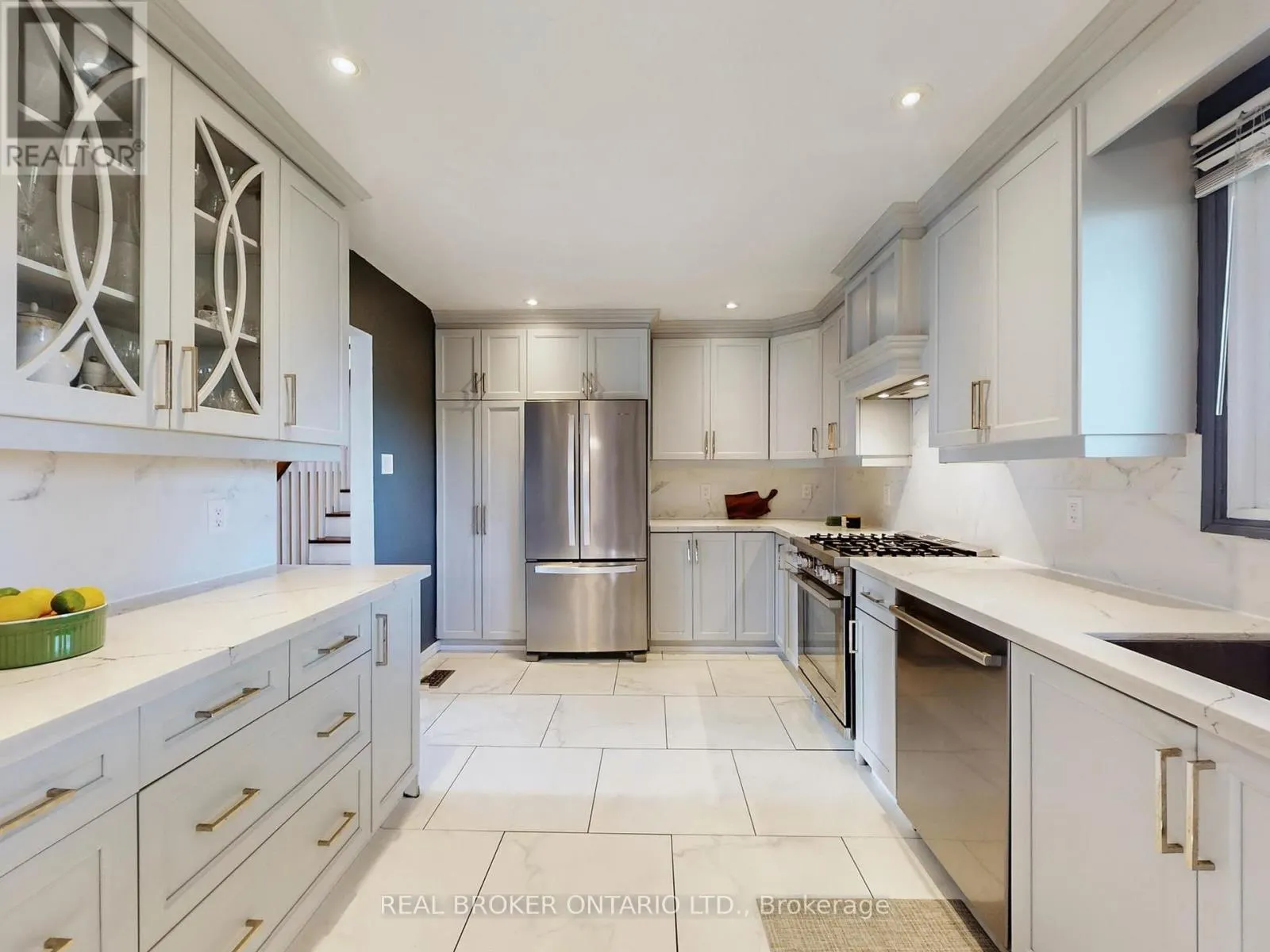 15 JASMINE CRESCENT