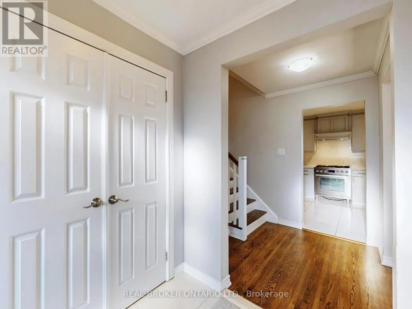 15 JASMINE CRESCENT