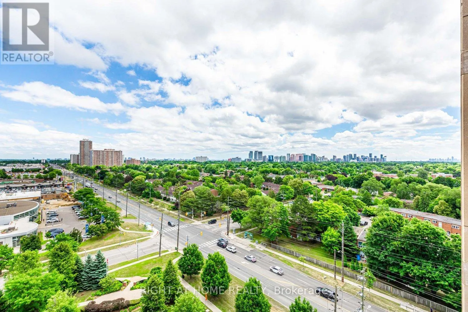 1204 - 520 STEELES AVENUE W