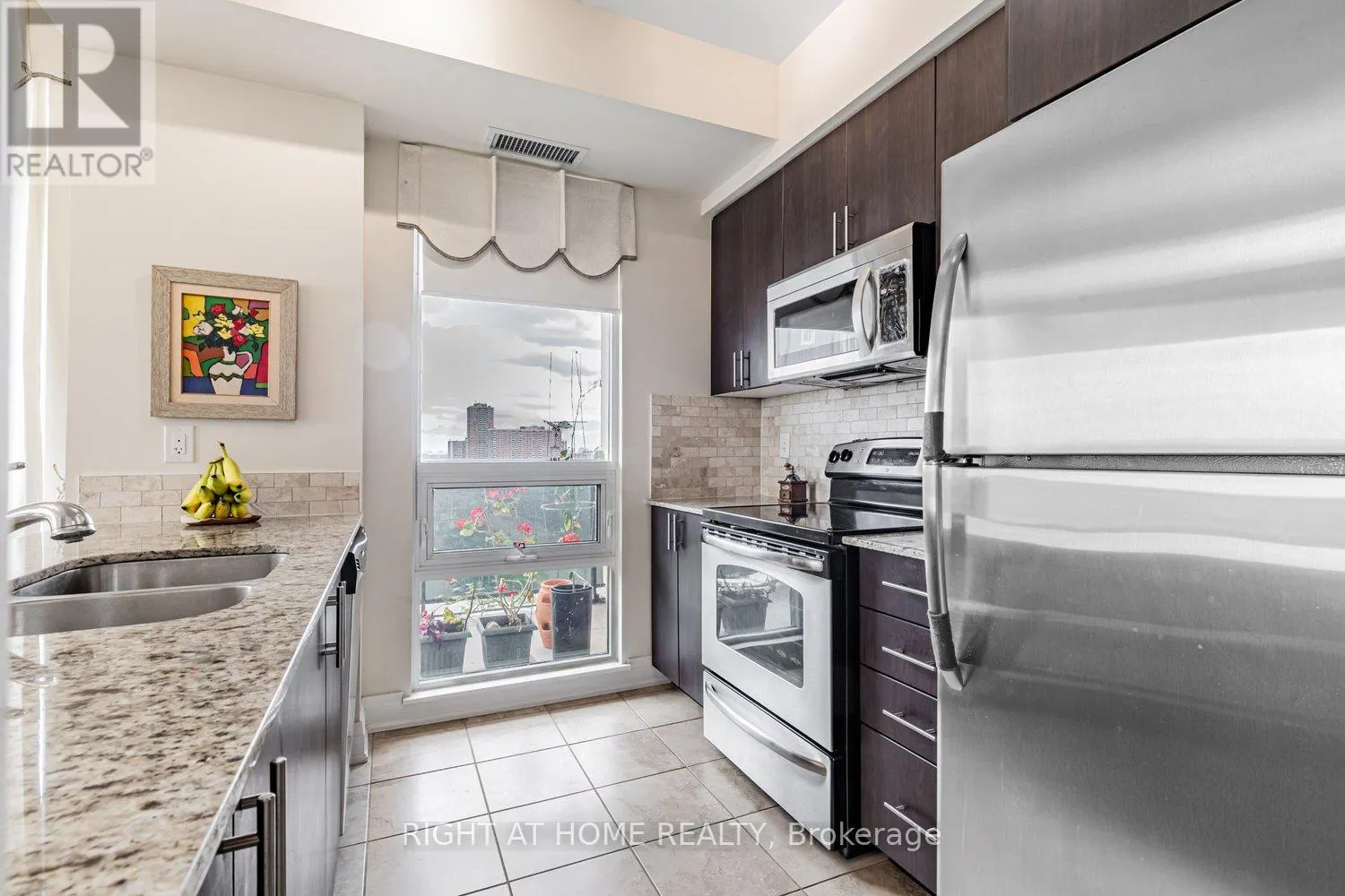 1204 - 520 STEELES AVENUE W