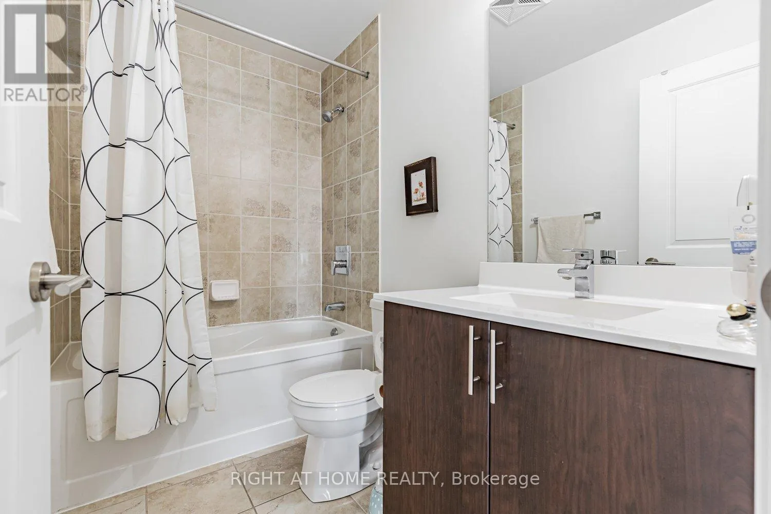 1204 - 520 STEELES AVENUE W