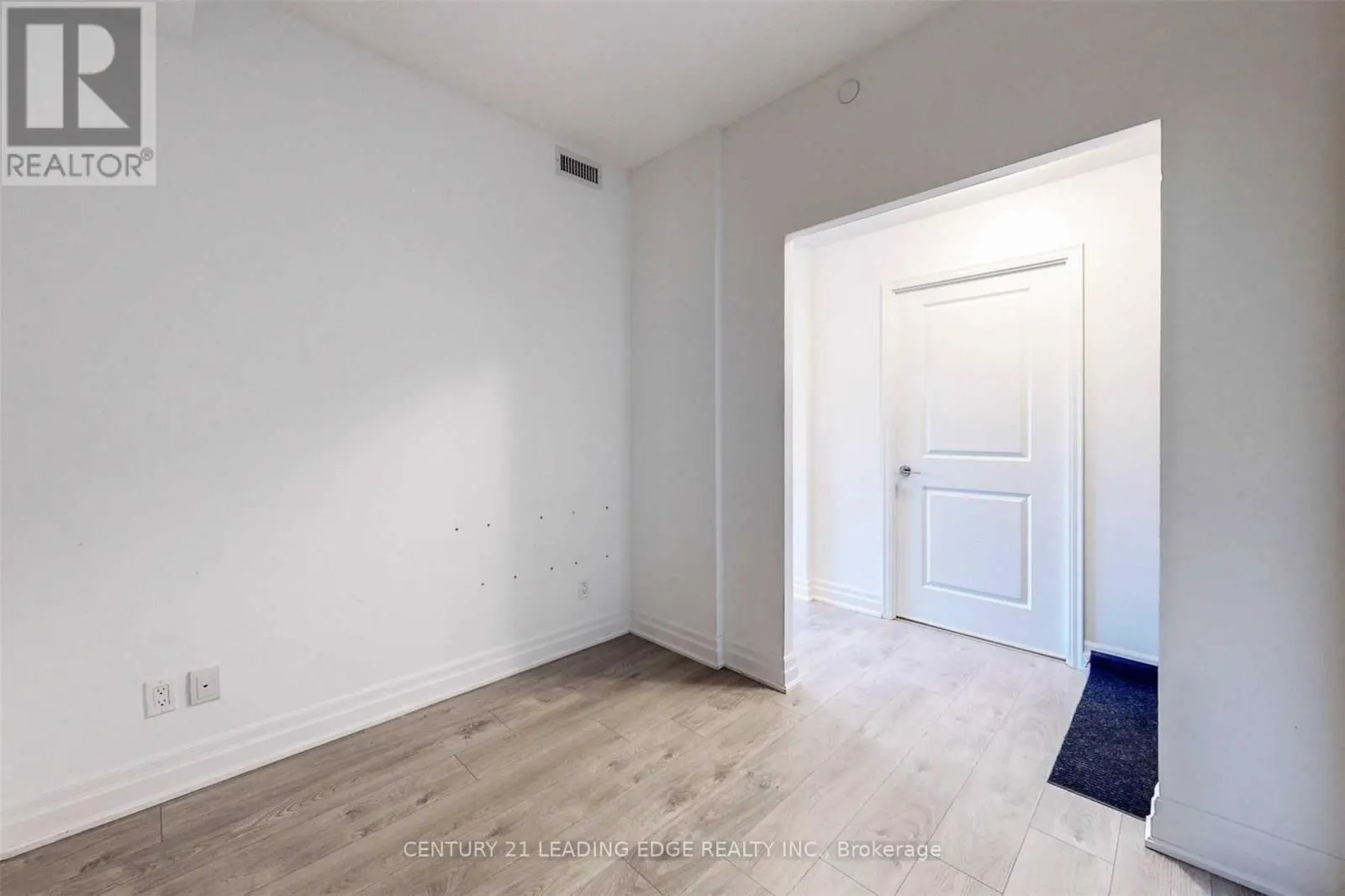 514 - 18 ROUGE VALLEY DRIVE W