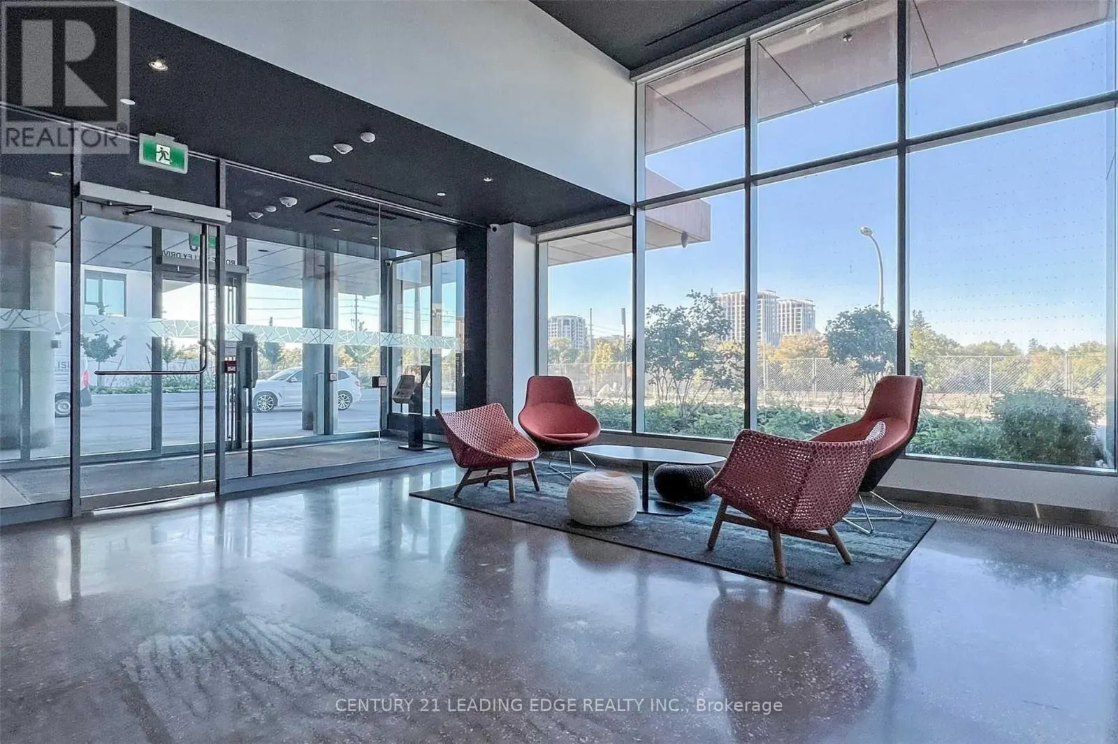 514 - 18 ROUGE VALLEY DRIVE W