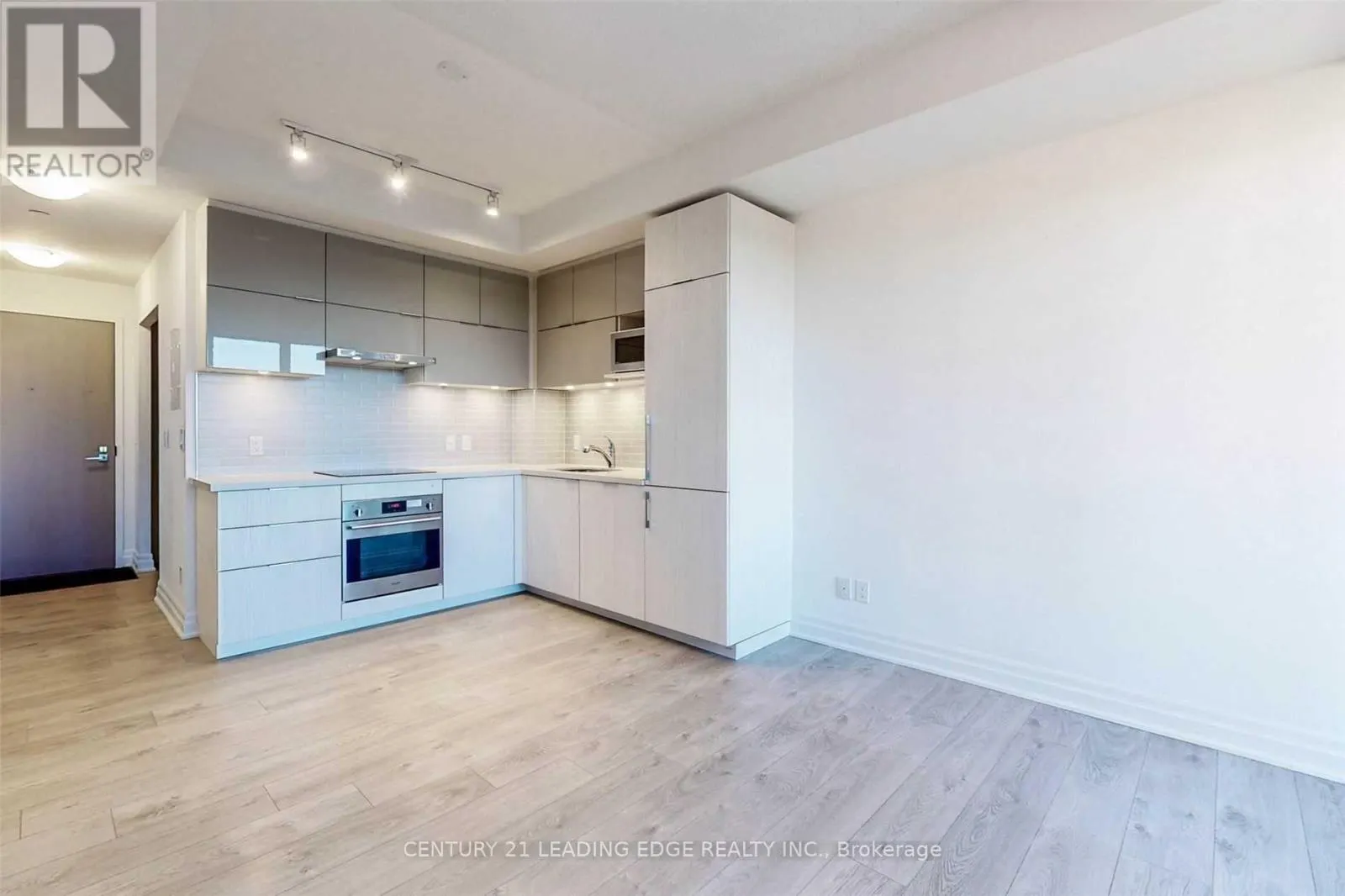 514 - 18 ROUGE VALLEY DRIVE W