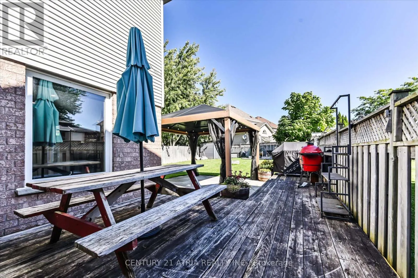 85 BURNABY DRIVE