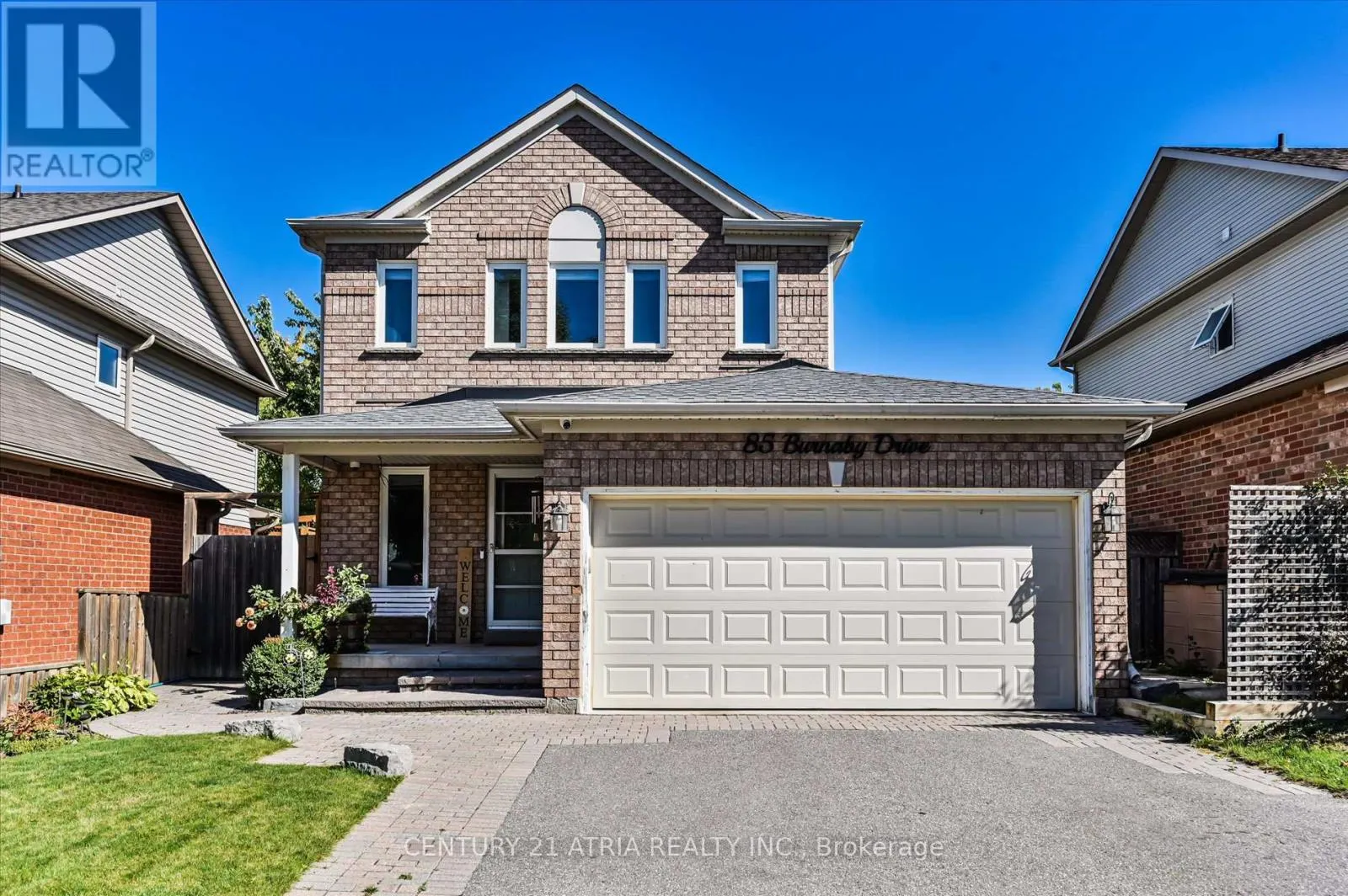85 BURNABY DRIVE