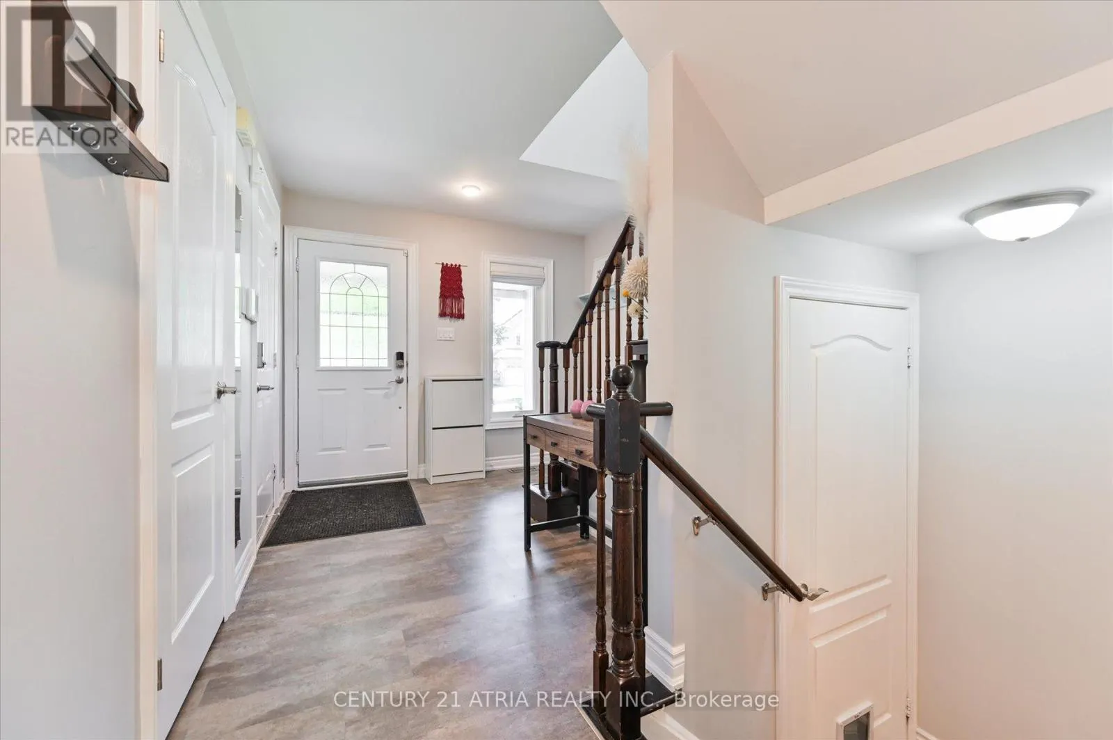 85 BURNABY DRIVE