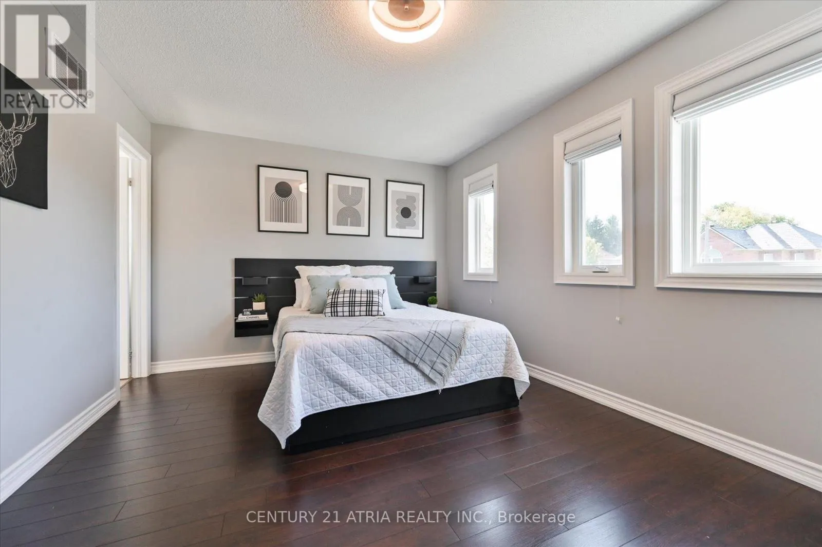 85 BURNABY DRIVE