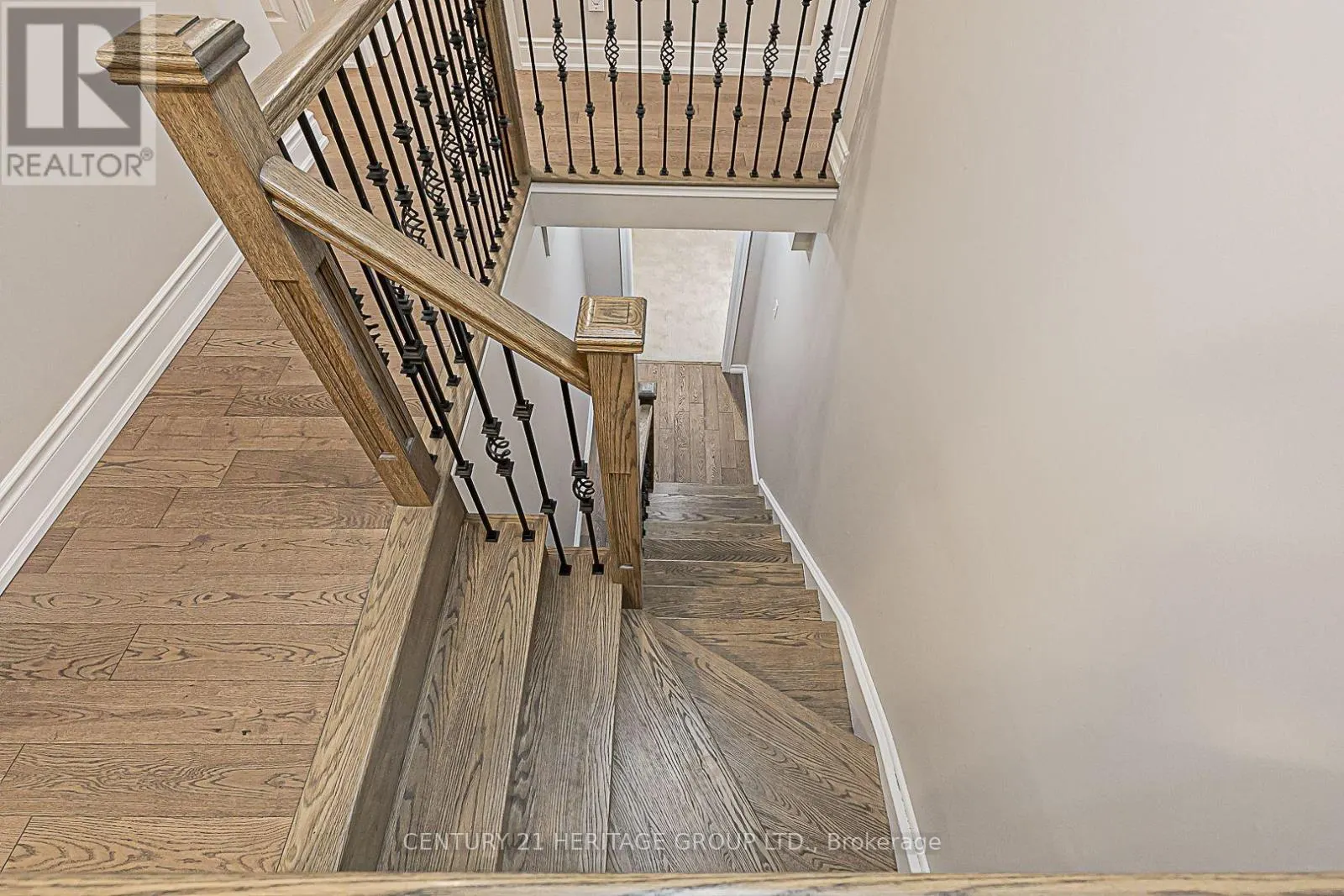 310 CHAMBERS CRESCENT