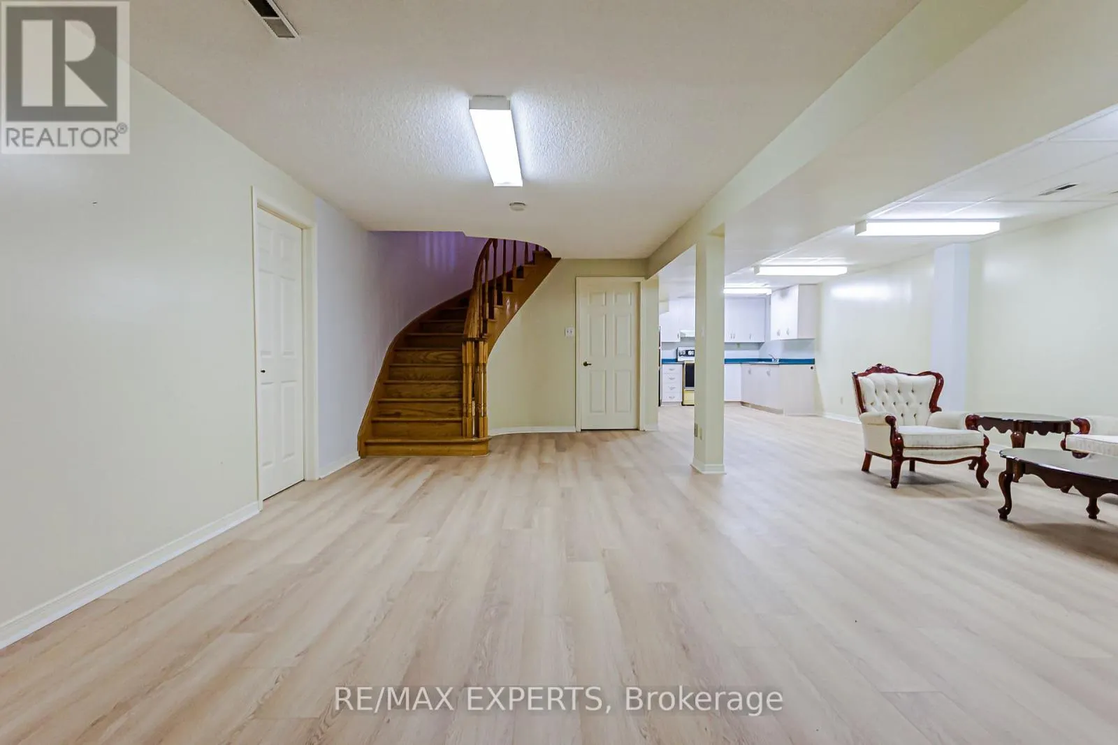 100 NIMBUS PLACE