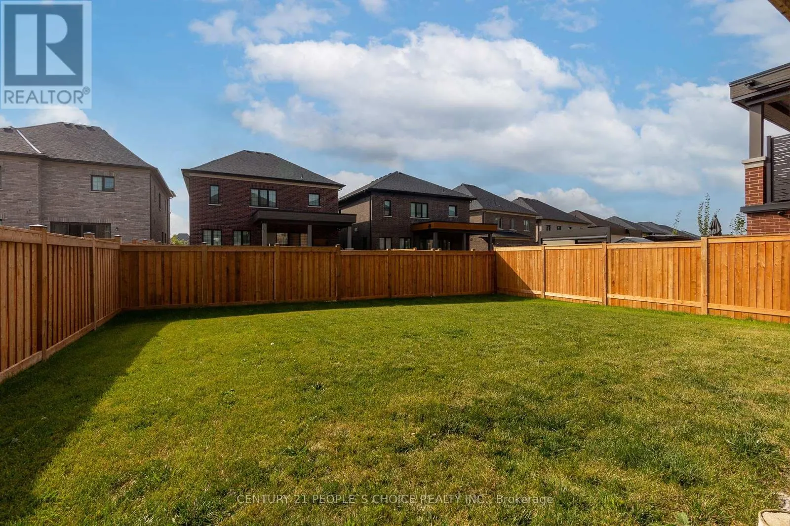 140 WAINFLEET CRESCENT