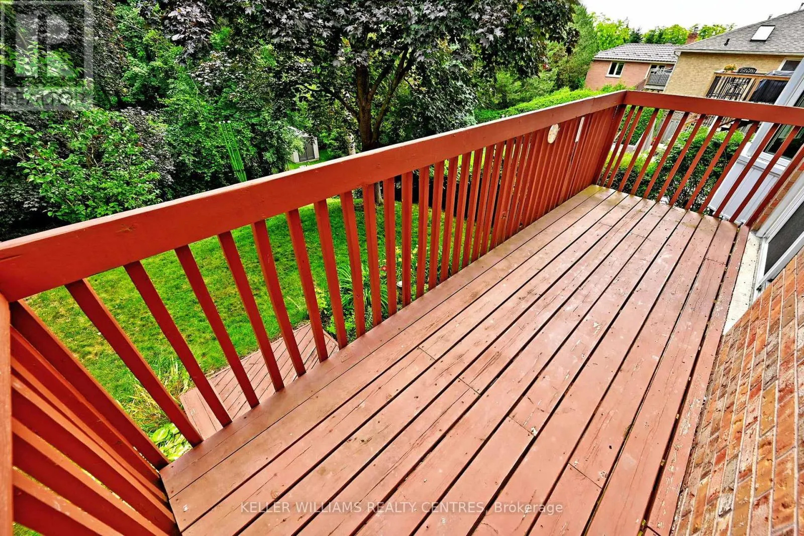 16 LANEWOOD DRIVE