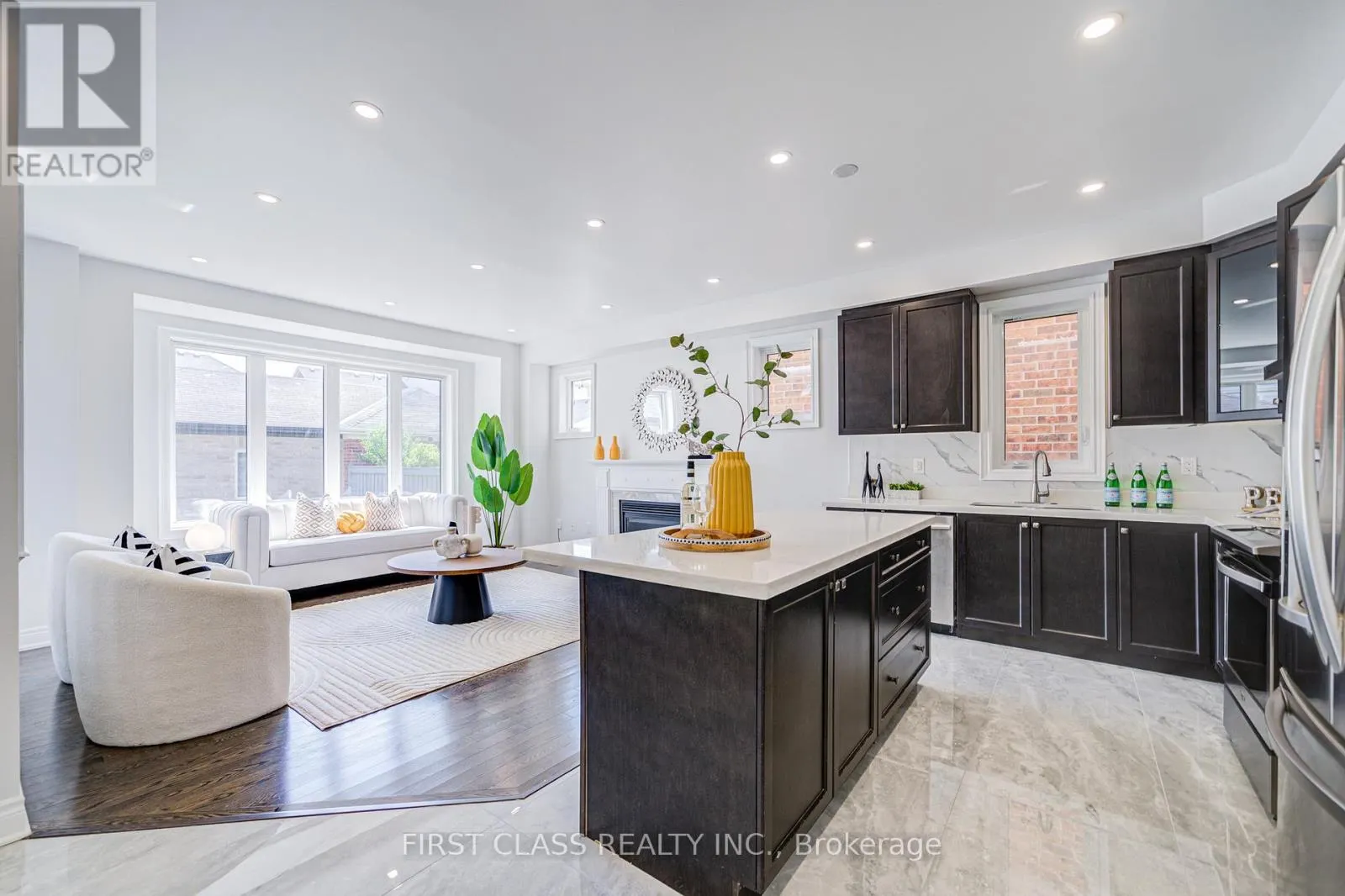77 DIAMOND JUBILEE DRIVE