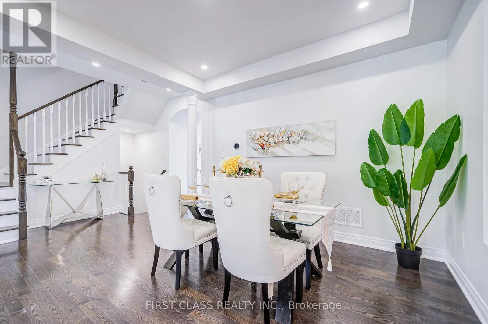77 DIAMOND JUBILEE DRIVE