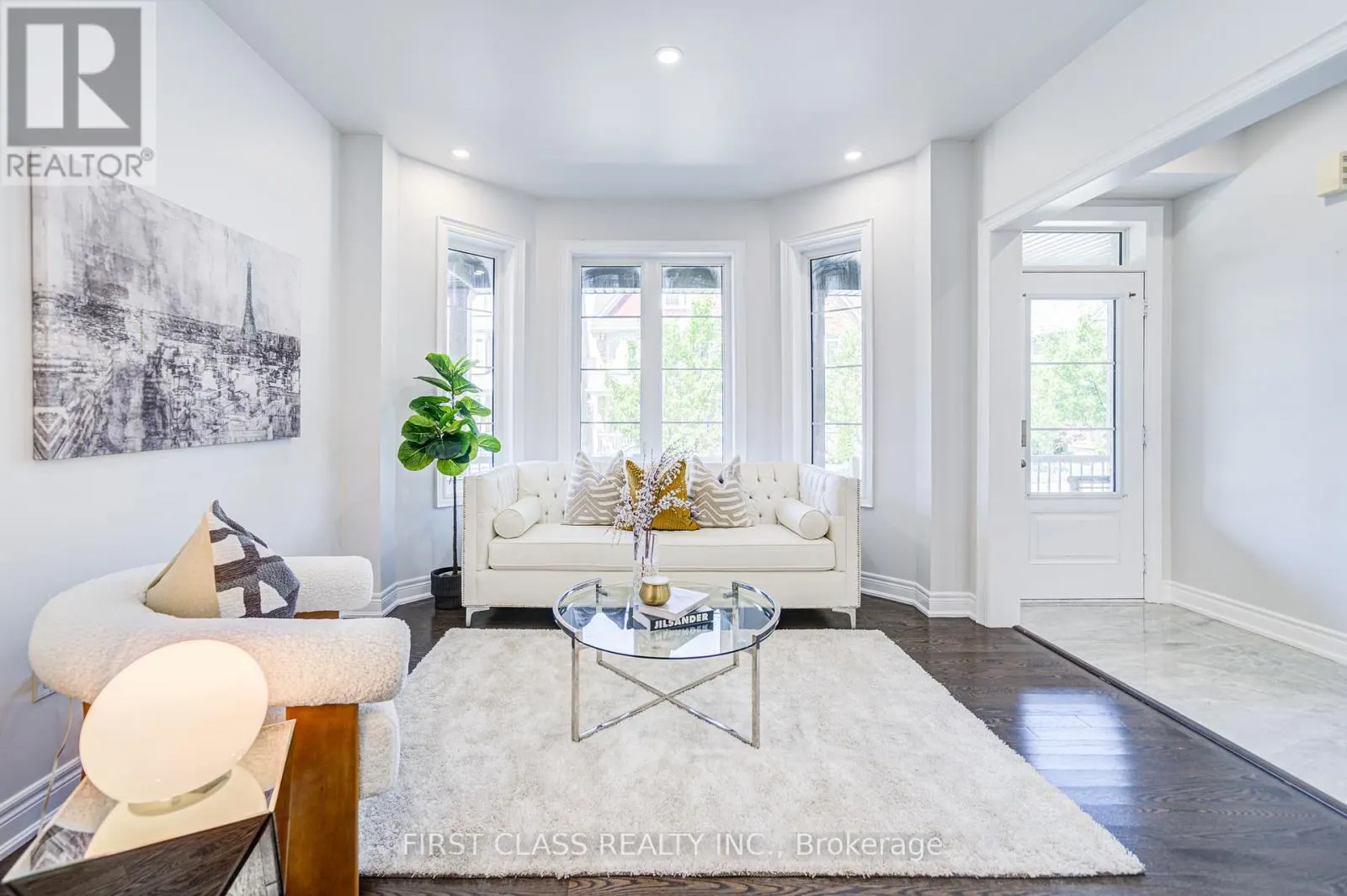 77 DIAMOND JUBILEE DRIVE