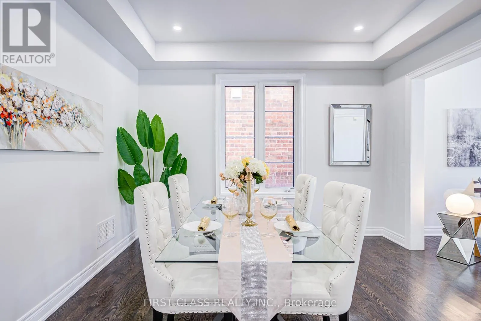 77 DIAMOND JUBILEE DRIVE
