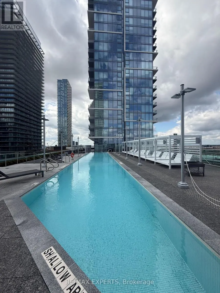 808 - 7890 JANE STREET