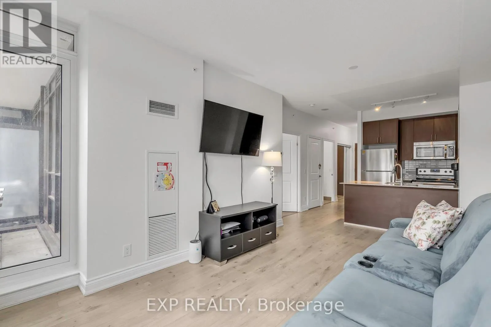 212 - 9582 MARKHAM ROAD