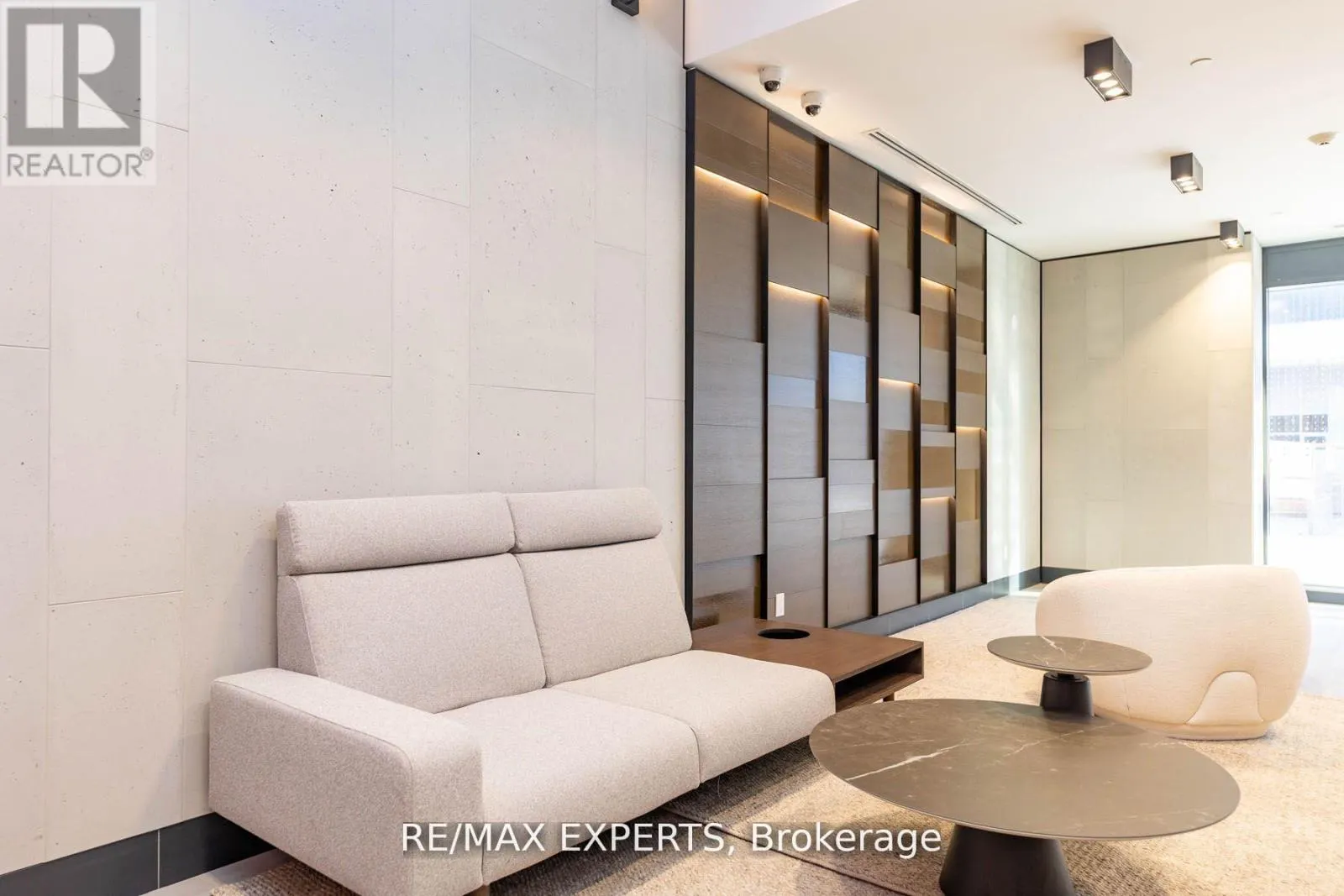608C - 38 SIMCOE PROMENADE CIRCLE