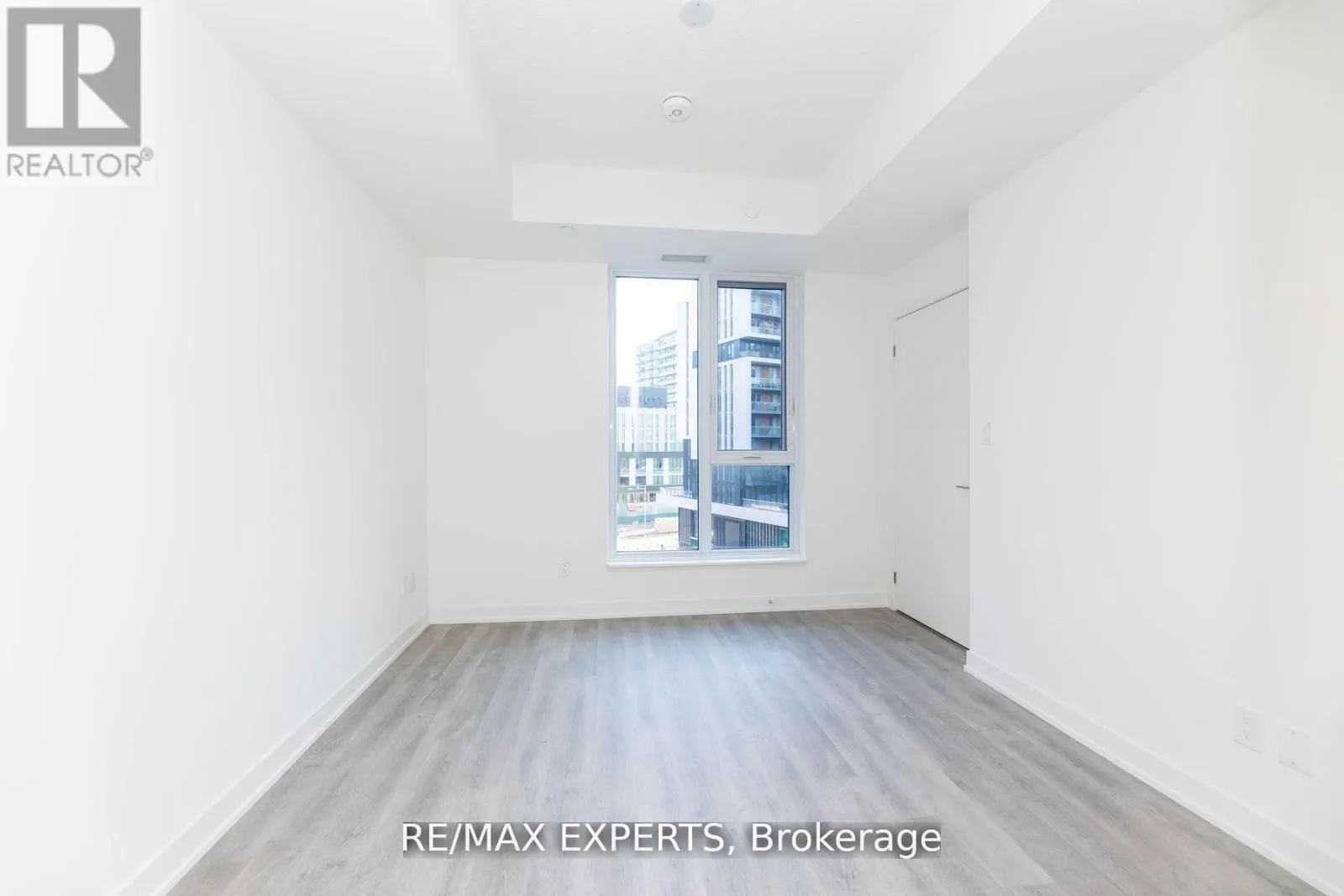 608C - 38 SIMCOE PROMENADE CIRCLE