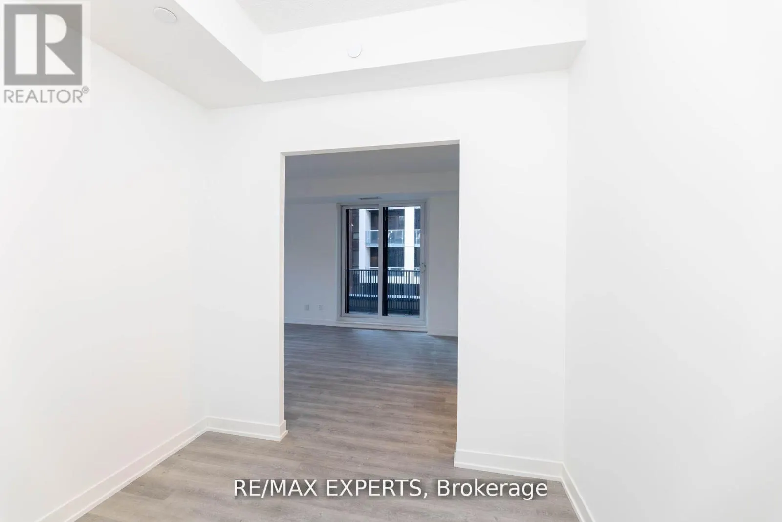 608C - 38 SIMCOE PROMENADE CIRCLE