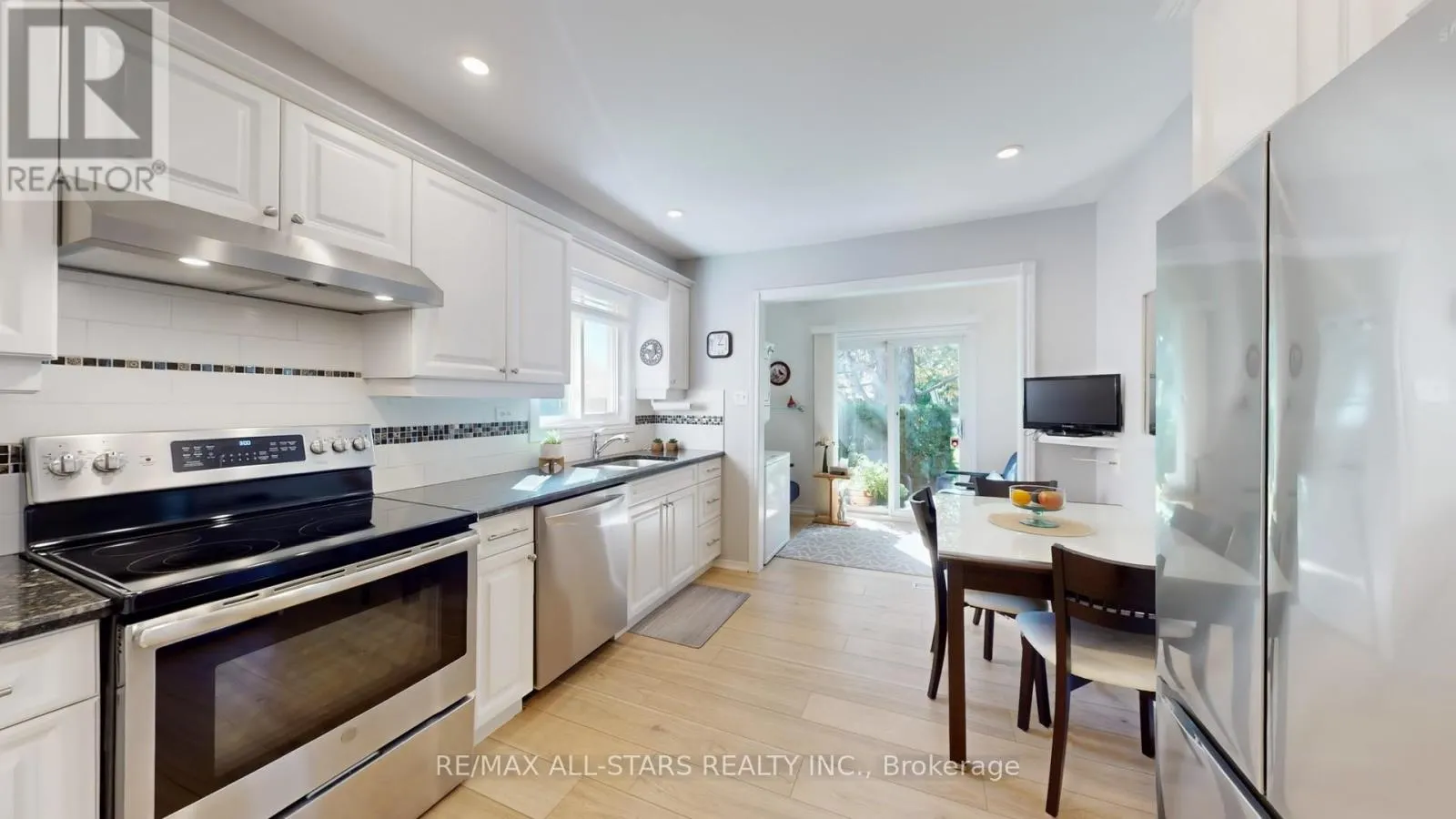 5 - 5 BESWICK LANE