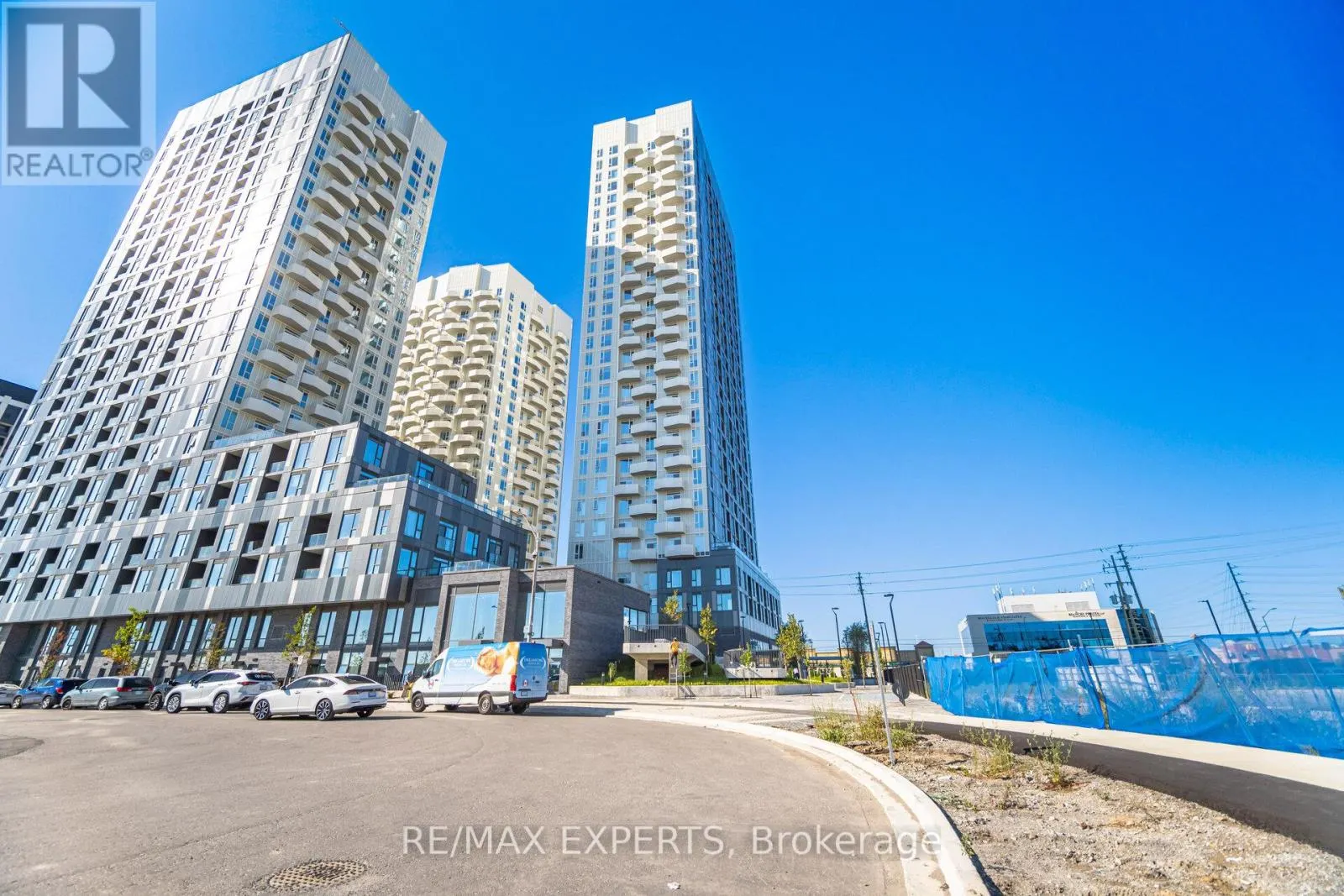 1824 - 498 CALDARI ROAD