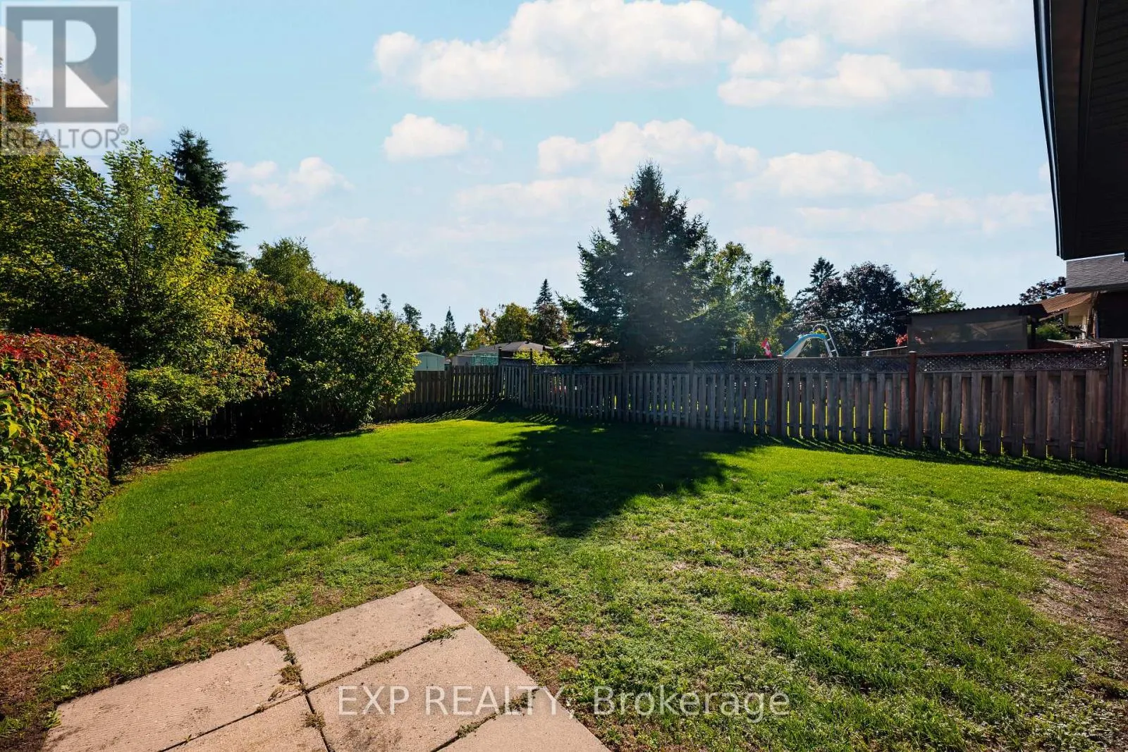 258 NELSON CRESCENT